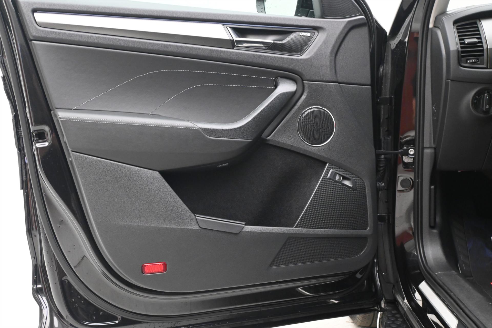 Hlavní fotografie vozu Škoda Kodiaq 2,0 TDI 147 kW DSG 4x4 CLEER Záruka až 5 let (25)