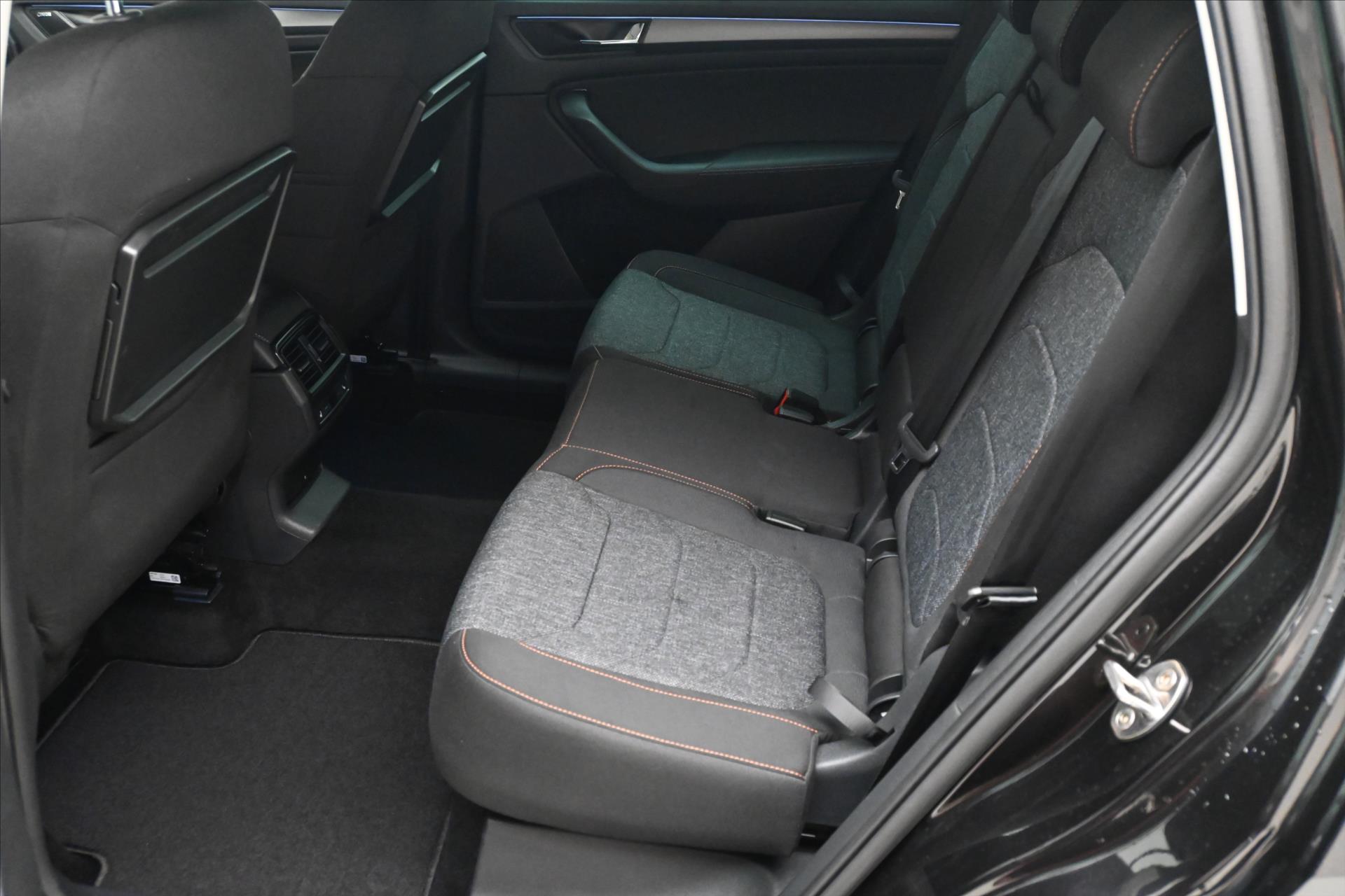 Hlavní fotografie vozu Škoda Kodiaq 2,0 TDI 147 kW DSG 4x4 CLEVER Záruka až 5 let (15)