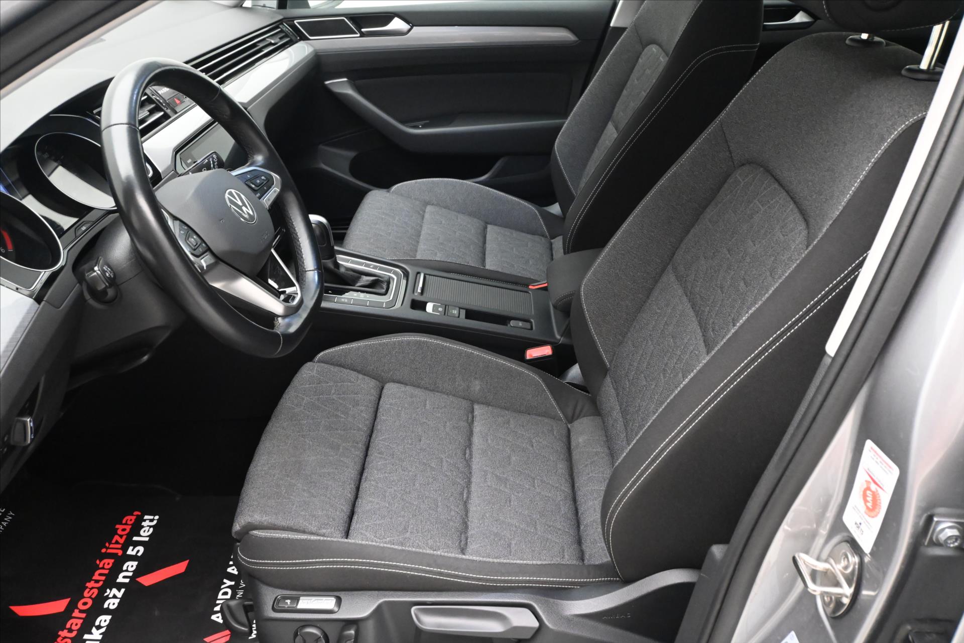 Hlavní fotografie vozu Volkswagen Passat 2,0 TDI 110 kW DSG Business Záruka až 5 let (13)