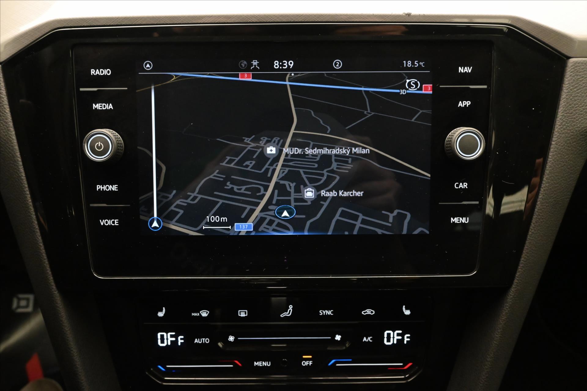 Hlavní fotografie vozu Volkswagen Passat 2,0 TDI 110 kW DSG Business Záruka až 5 let (20)