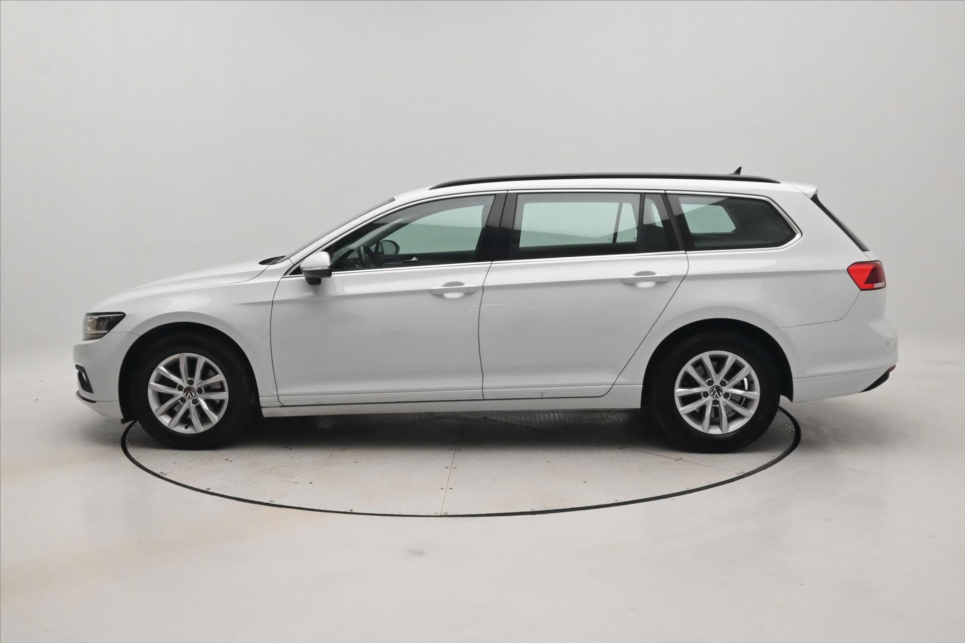 Hlavní fotografie vozu Volkswagen Passat 2,0 TDI 110 kW DSG Business Záruka až 5 let (8)