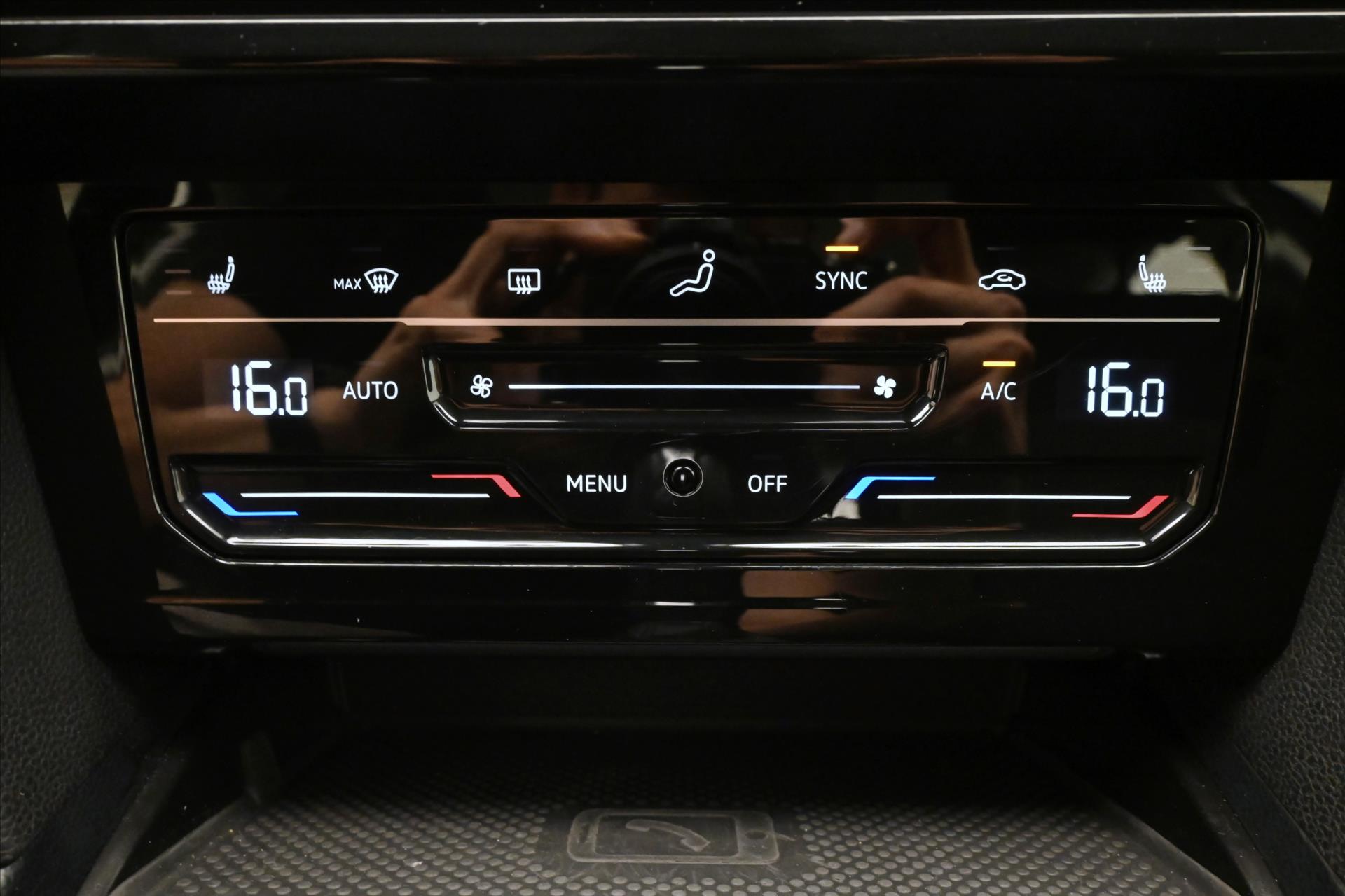 Hlavní fotografie vozu Volkswagen Passat 2,0 TDI 110kW DSG Business Záruka ža 5 let (21)