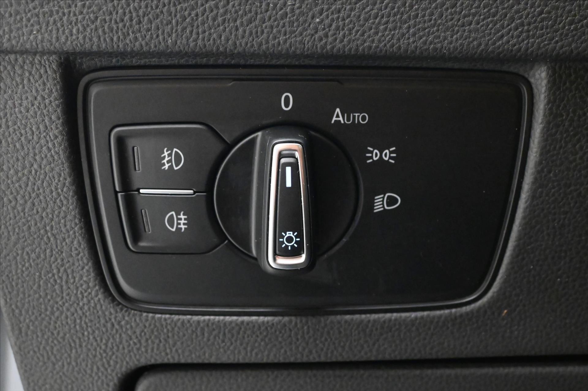 Hlavní fotografie vozu Volkswagen Passat 2,0 TDI 110 kW Business Záruka až 5 let (27)