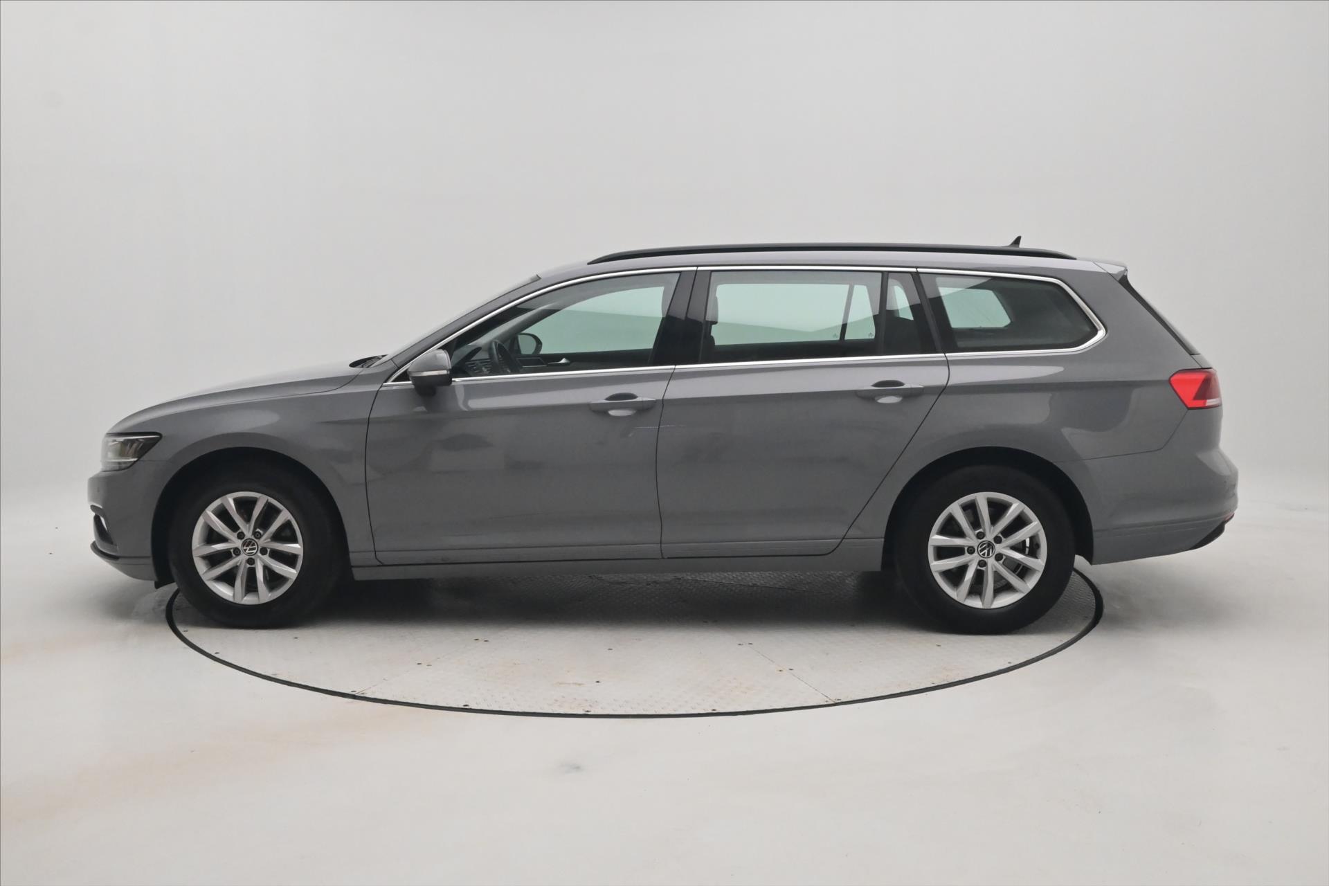 Hlavní fotografie vozu Volkswagen Passat 2,0 TDI 110 kW Business Záruka až 5 let (8)