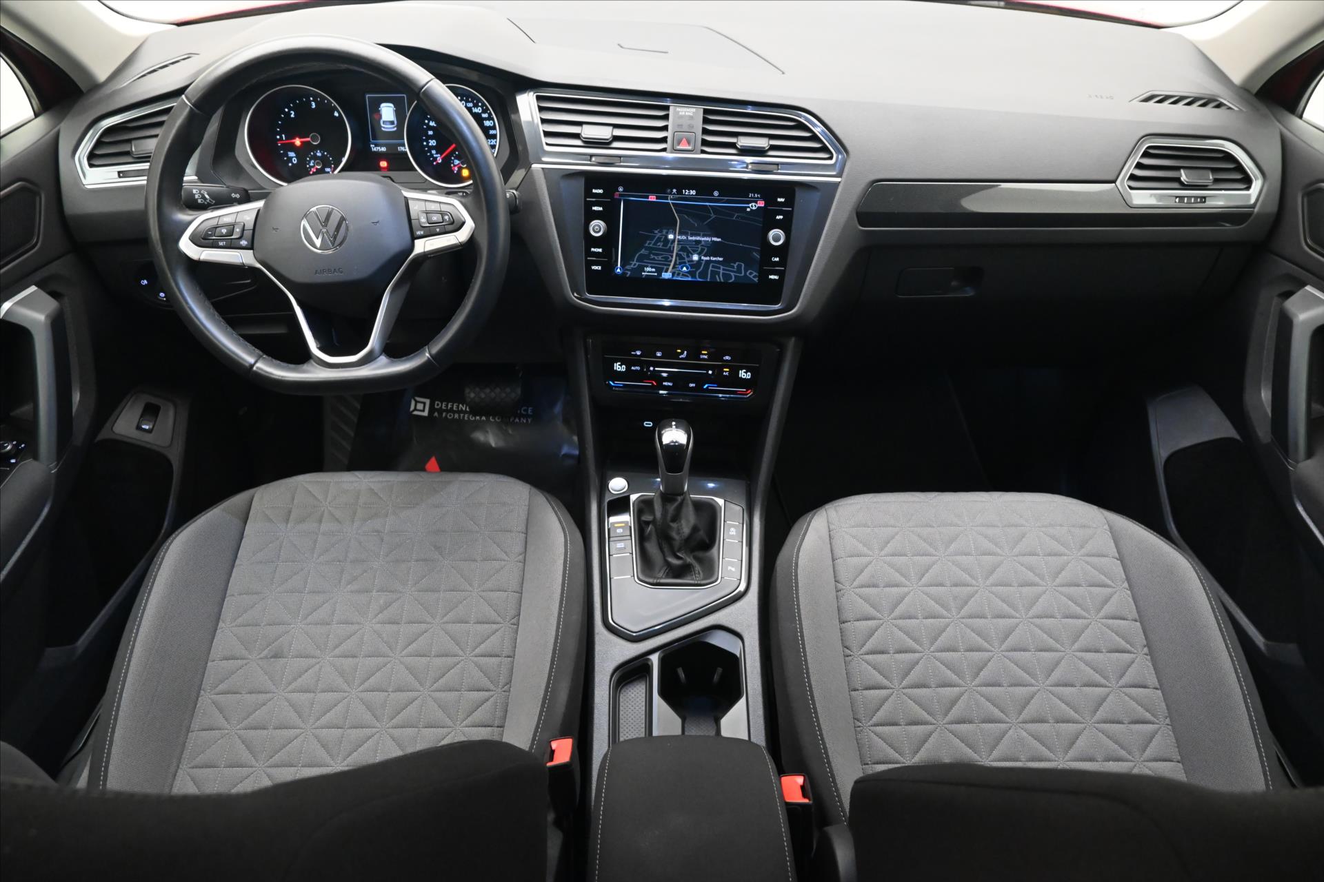 Hlavní fotografie vozu Volkswagen Tiguan 2,0 TDI 110 kW DSG Life Záruka až 5 let (15)