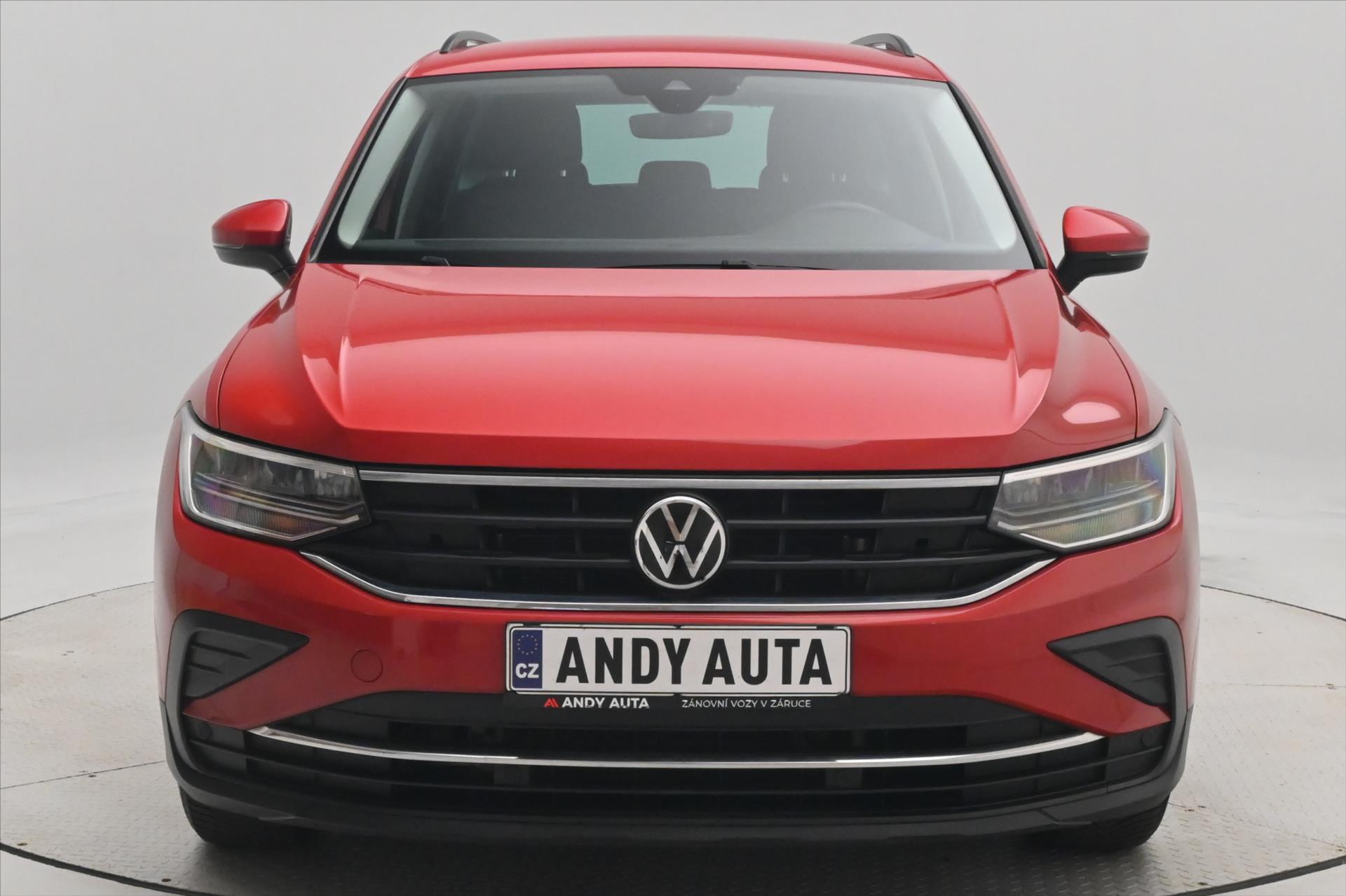 Hlavní fotografie vozu Volkswagen Tiguan 2,0 TDI 110 kW DSG Life Záruka až 5 let (2)