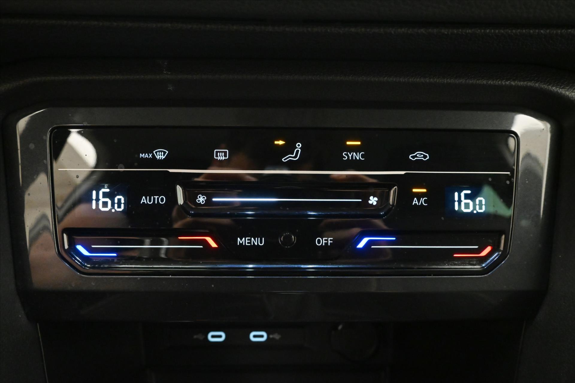 Hlavní fotografie vozu Volkswagen Tiguan 2,0 TDI 110 kW DSG Life Záruka až 5 let (21)