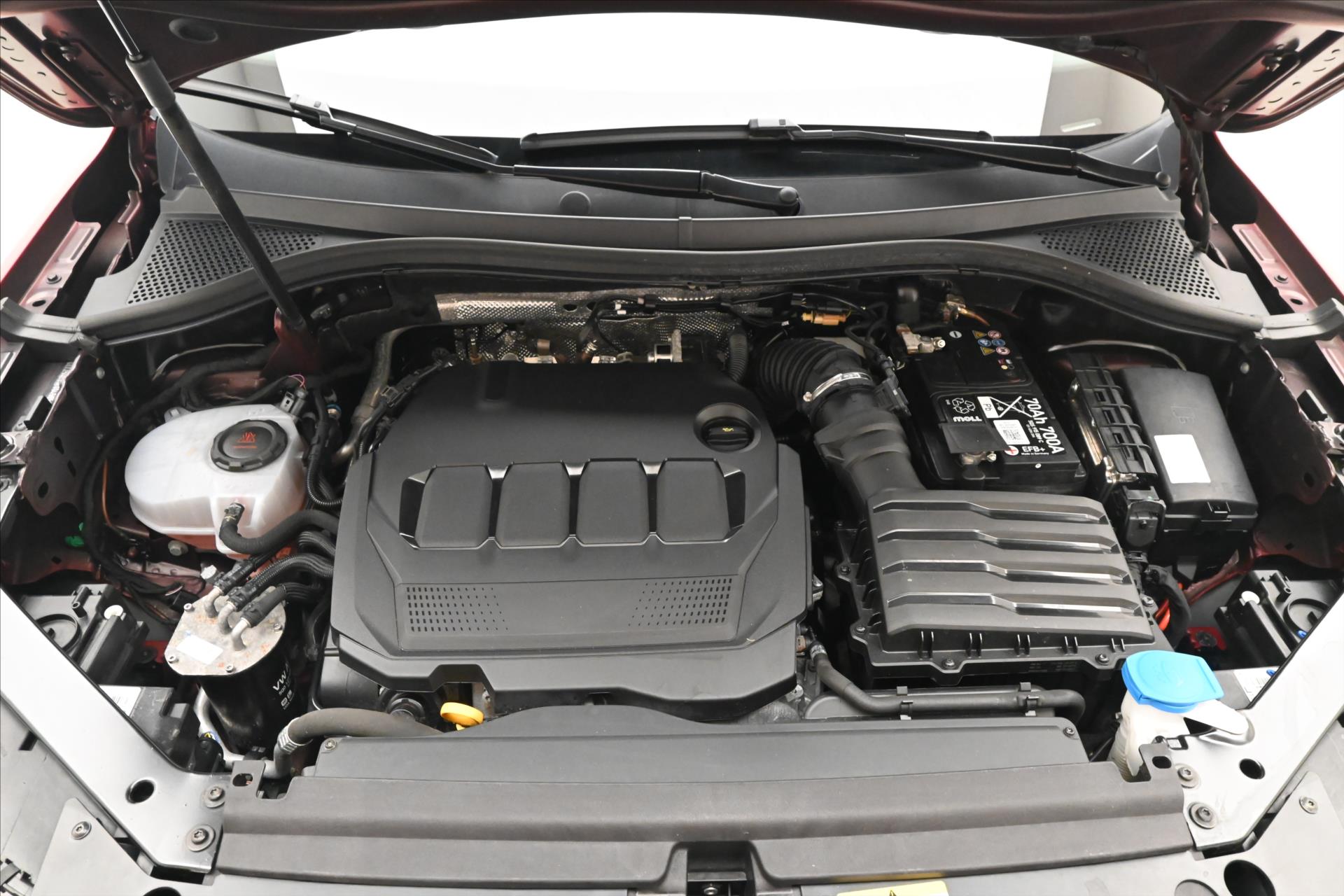 Main photo of the car Volkswagen Tiguan 2.0 TDI 110 kW DSG Life Warranty up to 5 years (10)