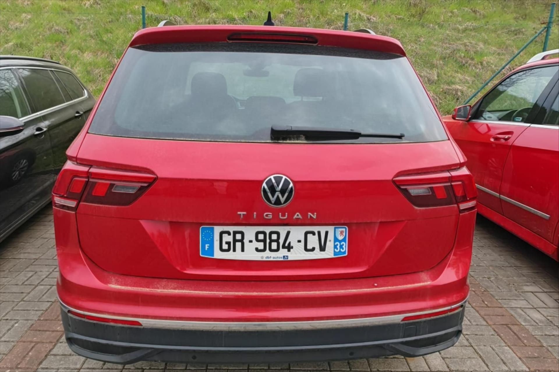 Hlavní fotografie vozu Volkswagen Tiguan 2,0 TDI 110kW DSG Life VŮZ PŘIPRAVUJEME K PRODEJI (4)