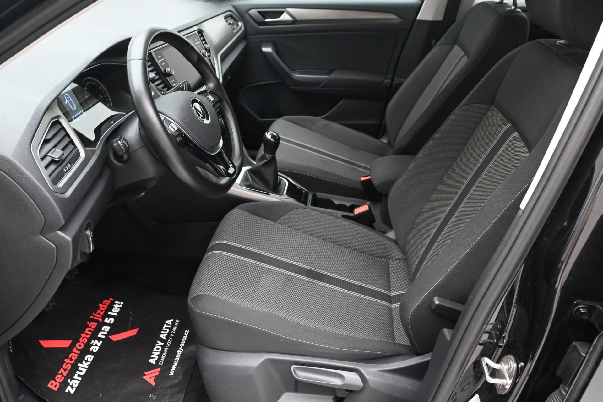 Hlavní fotografie vozu Volkswagen T-Roc 2,0 TDI 110kW Clever Navi Záruka až 5 let (13)