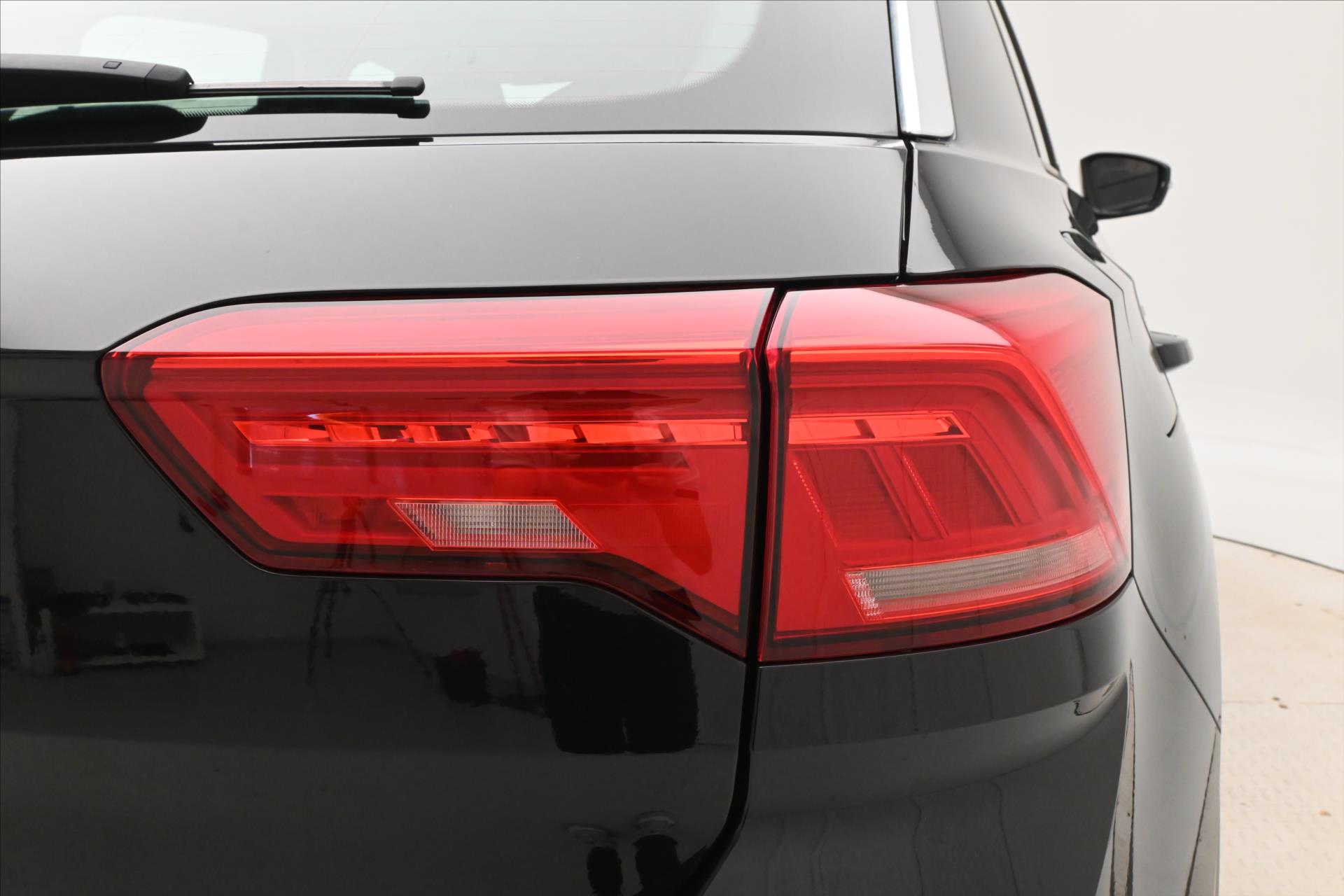Hlavní fotografie vozu Volkswagen T-Roc 2,0 TDI 110kW Clever Navi Záruka až 5 let (29)