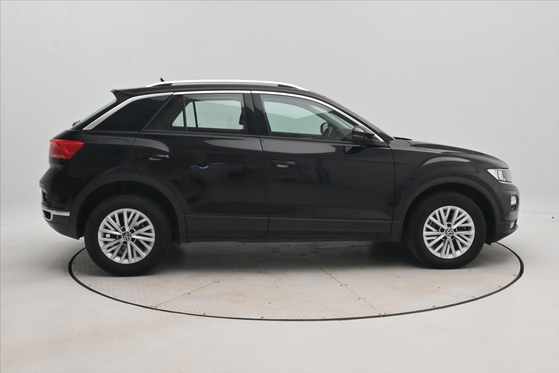 Hlavní fotografie vozu Volkswagen T-Roc 2,0 TDI 110kW Clever Navi Záruka až 5 let (4)