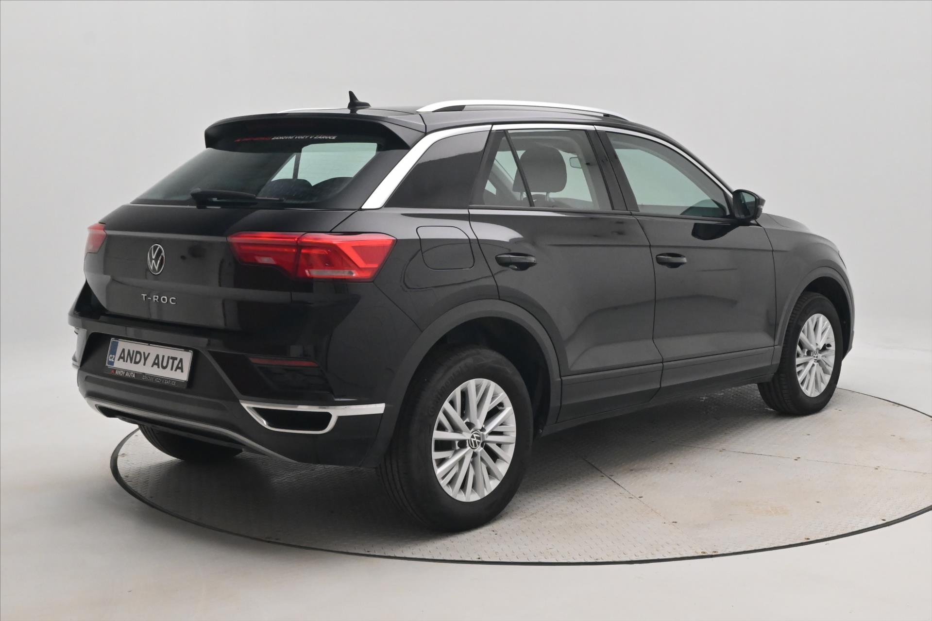 Hlavní fotografie vozu Volkswagen T-Roc 2,0 TDI 110kW Clever Navi Záruka až 5 let (5)