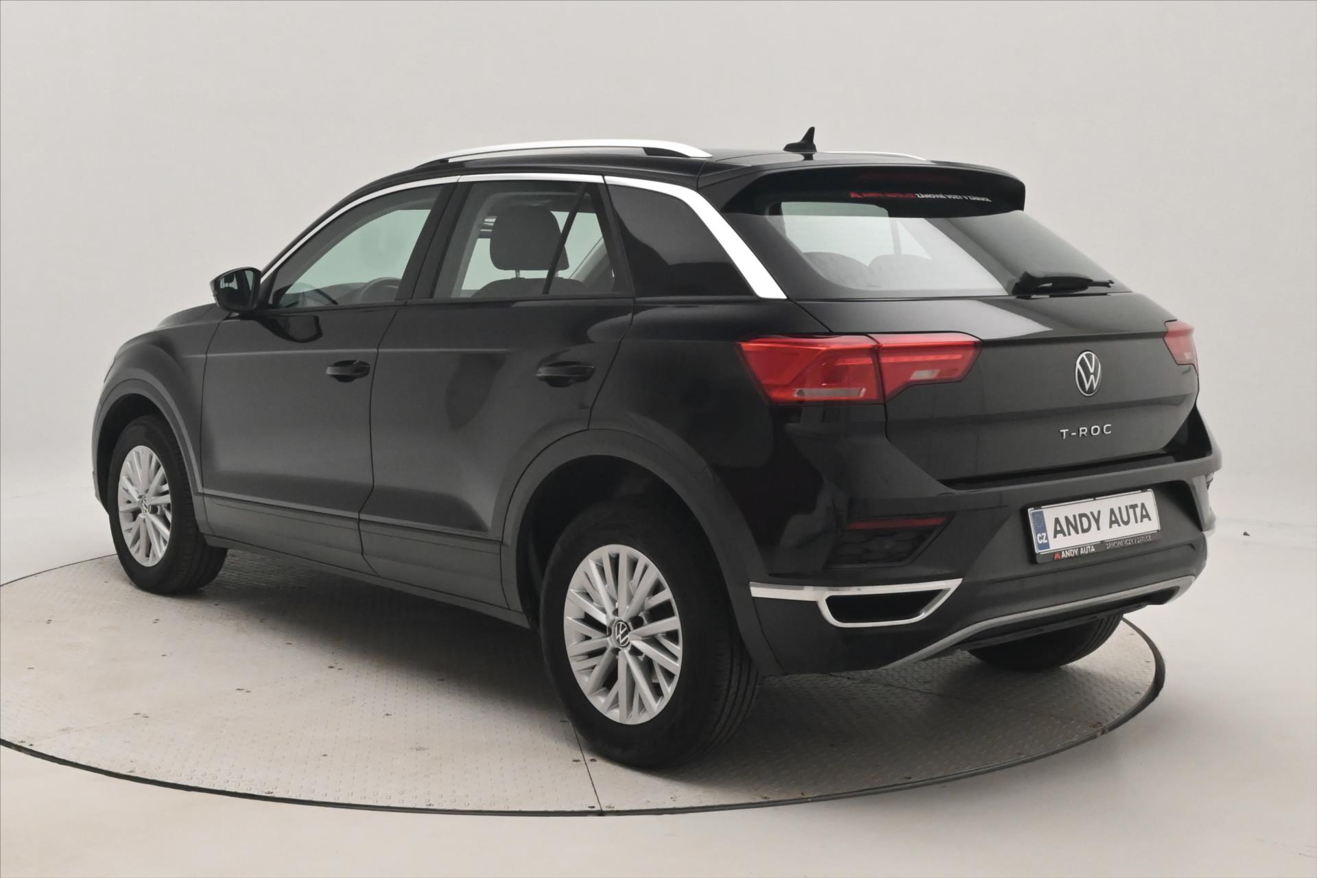 Hlavní fotografie vozu Volkswagen T-Roc 2,0 TDI 110kW Clever Navi Záruka až 5 let (7)