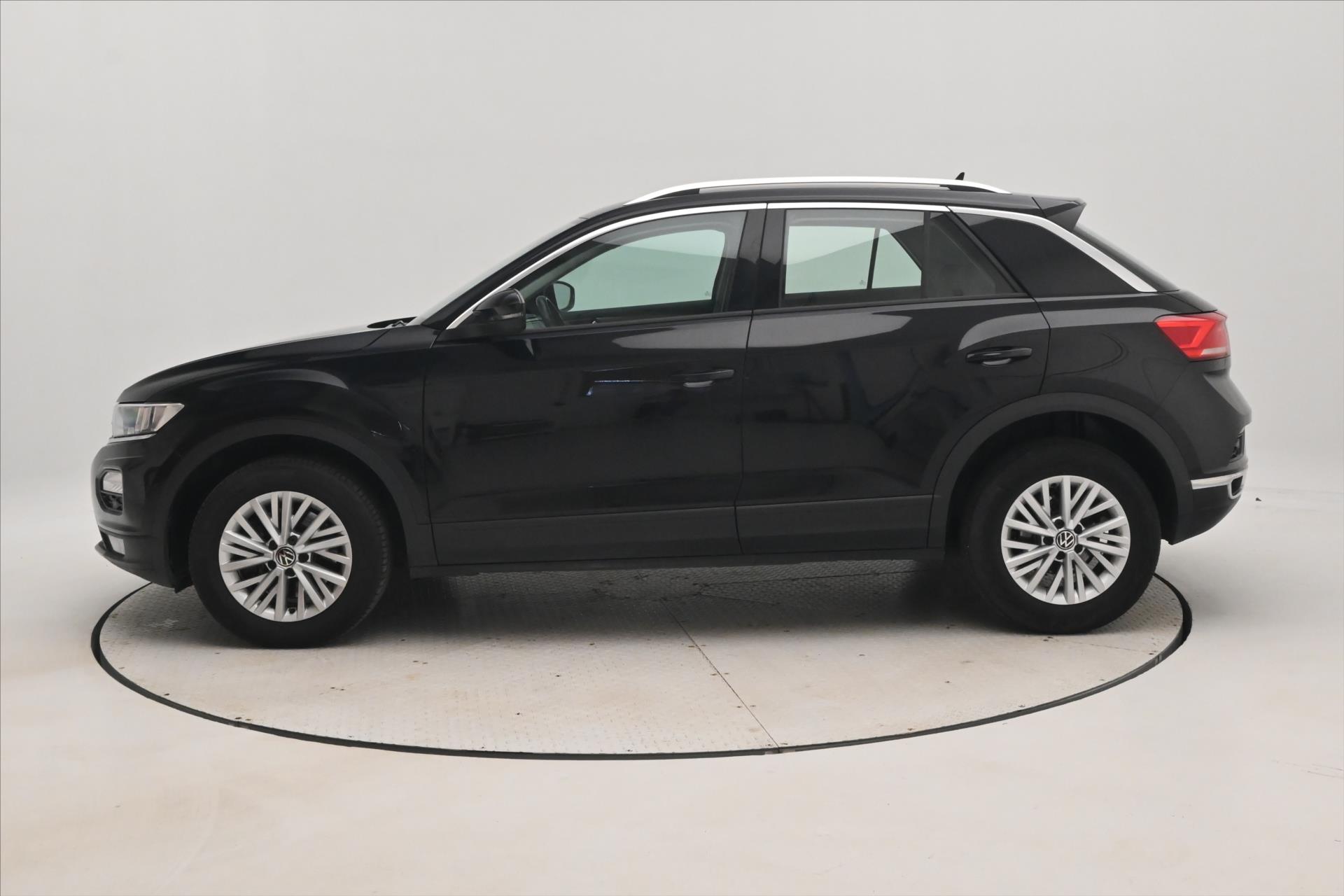 Hlavní fotografie vozu Volkswagen T-Roc 2,0 TDI 110kW Clever Navi Záruka až 5 let (8)