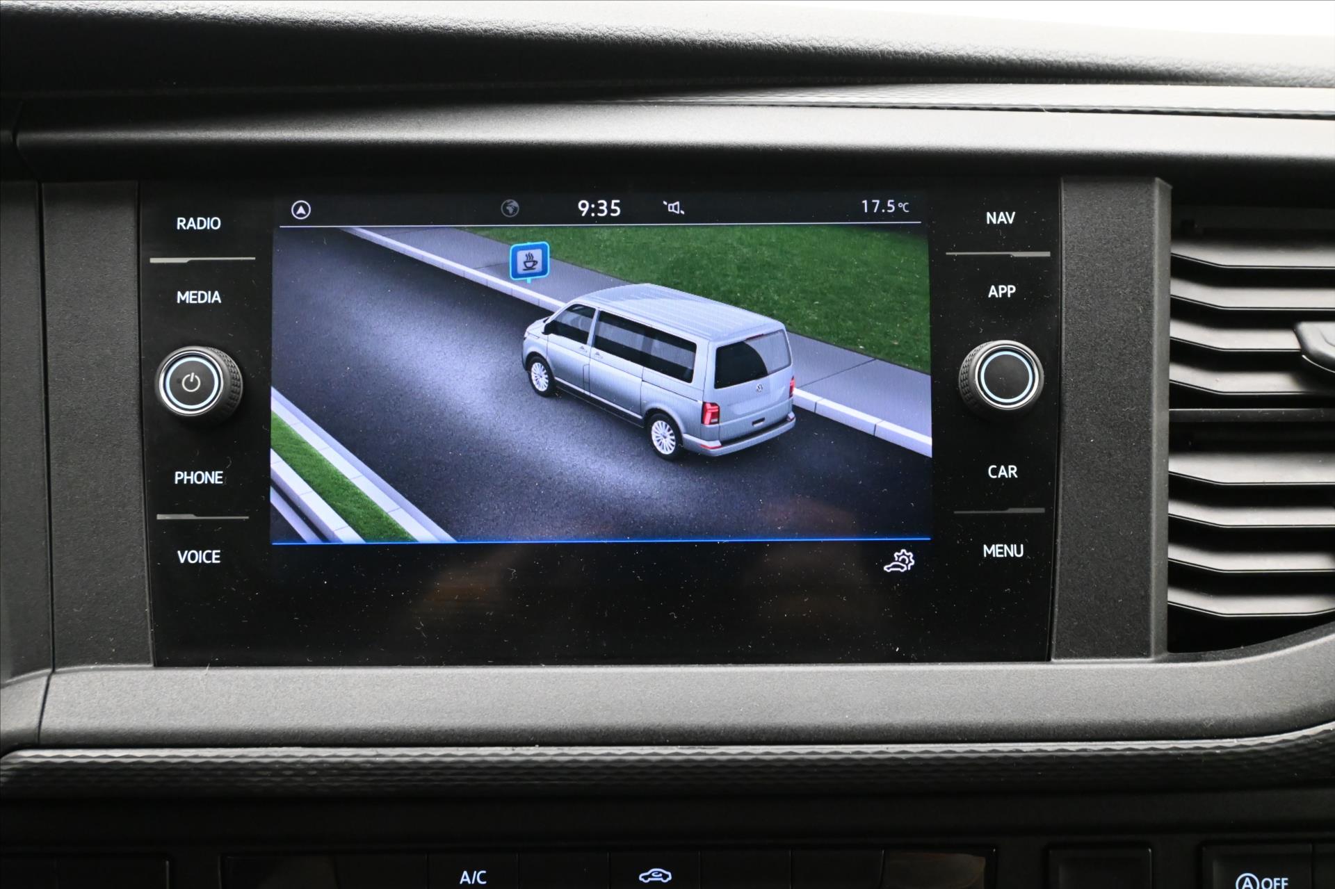 Hlavní fotografie vozu Volkswagen Transporter 2,0 TDI 110kW DSG Záruka až 5 let (20)