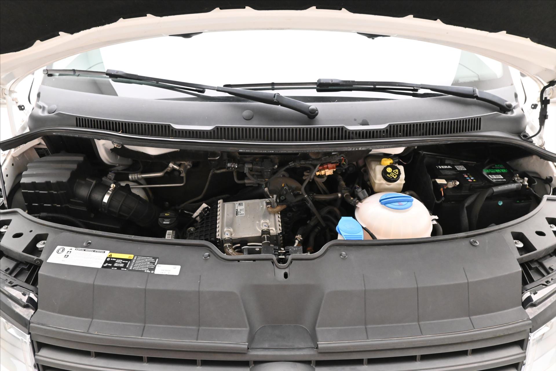 Hlavní fotografie vozu Volkswagen Transporter 2,0 TDI 110kW DSG Záruka až 5 let (9)