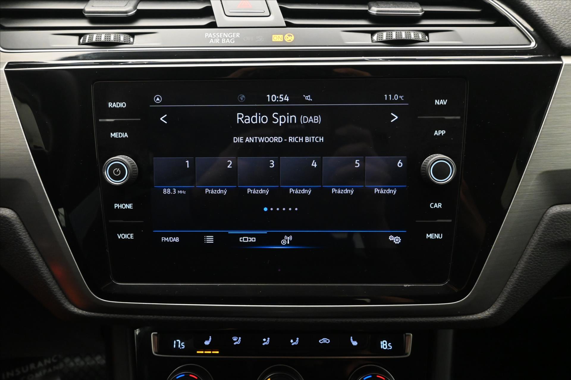 Hlavní fotografie vozu Volkswagen Touran 2,0 TDI 110kW DSG 7míst Záruka až 5 let (21)