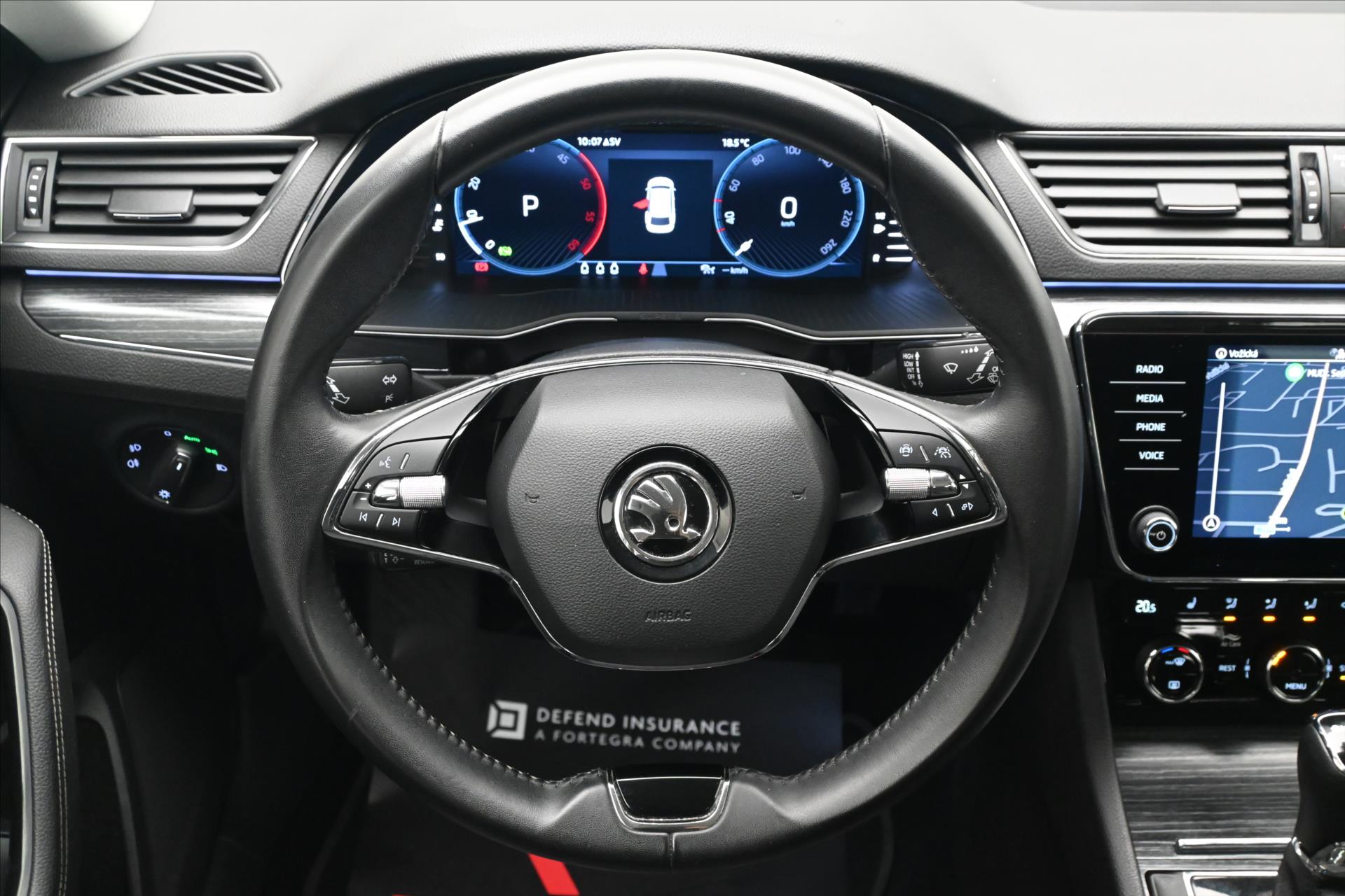 Hlavní fotografie vozu Škoda Superb 2,0 TDI 110 kW DSG Style Záruka až 5 let (18)