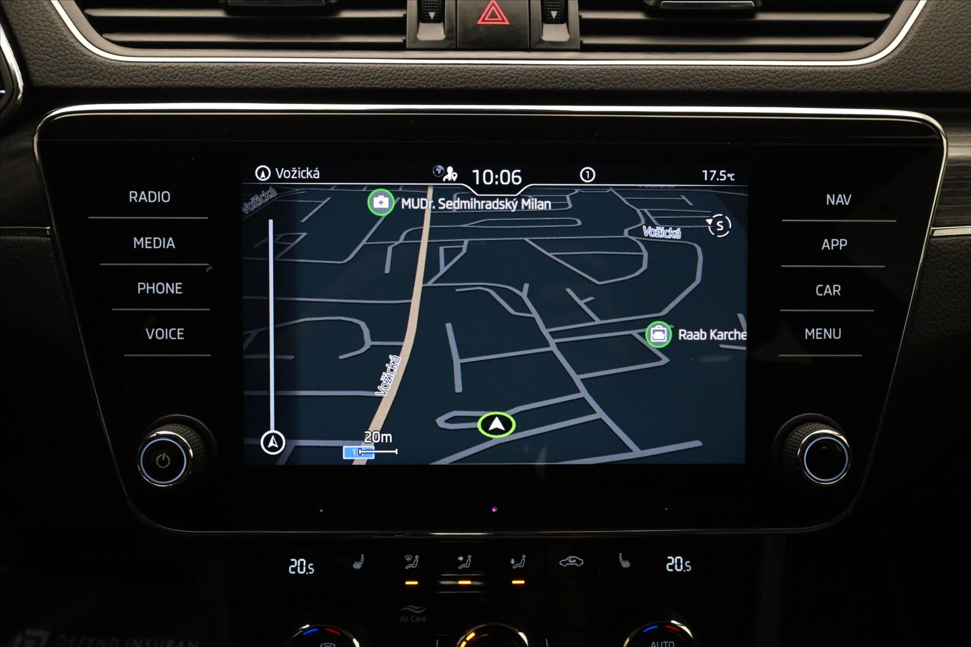 Hlavní fotografie vozu Škoda Superb 2,0 TDI 110 kW DSG Style Záruka až 5 let (20)