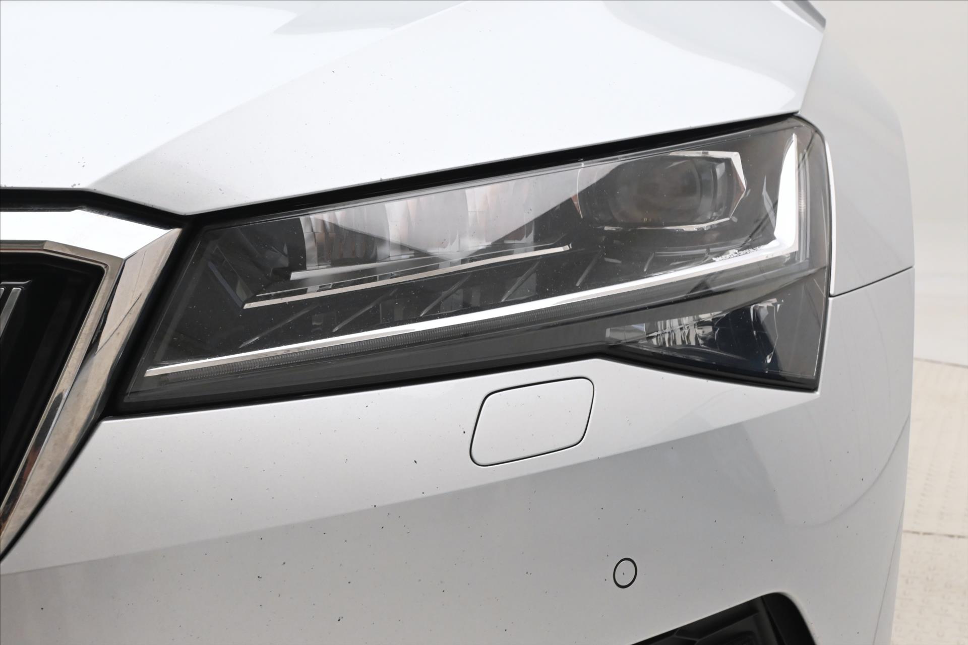 Hlavní fotografie vozu Škoda Superb 2,0 TDI 110 kW DSG Style Záruka až 5 let (31)