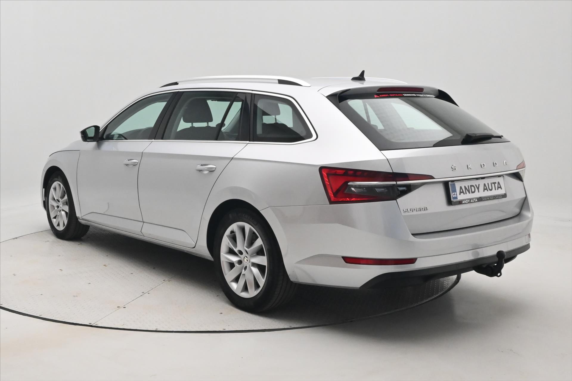 Hlavní fotografie vozu Škoda Superb 2,0 TDI 110 kW DSG Style Záruka až 5 let (7)