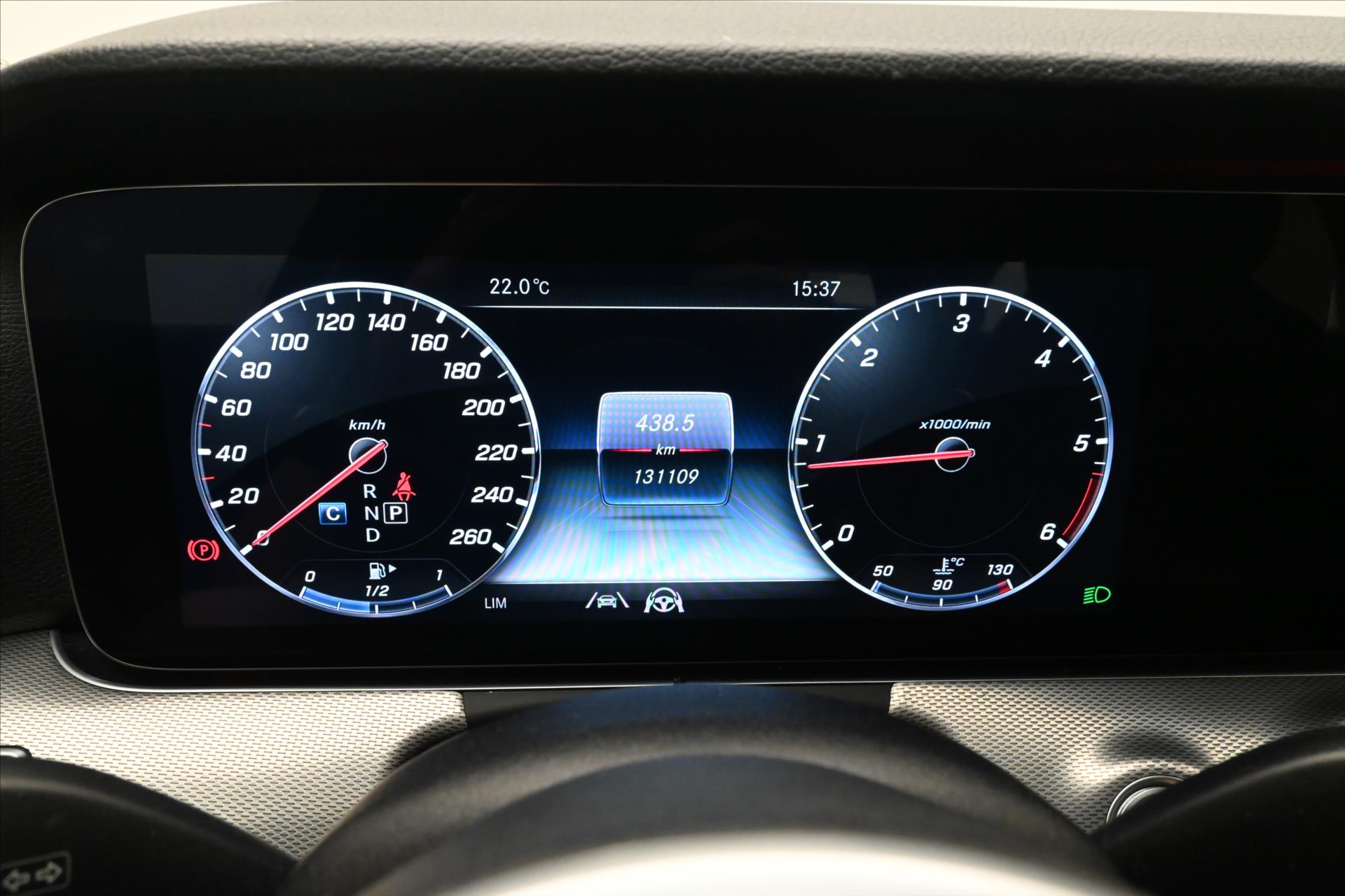 Hlavní fotografie vozu Mercedes-Benz Třídy E 2,0 220d 143 kW Business 9G-Tronic Záruka až 5 let (17)