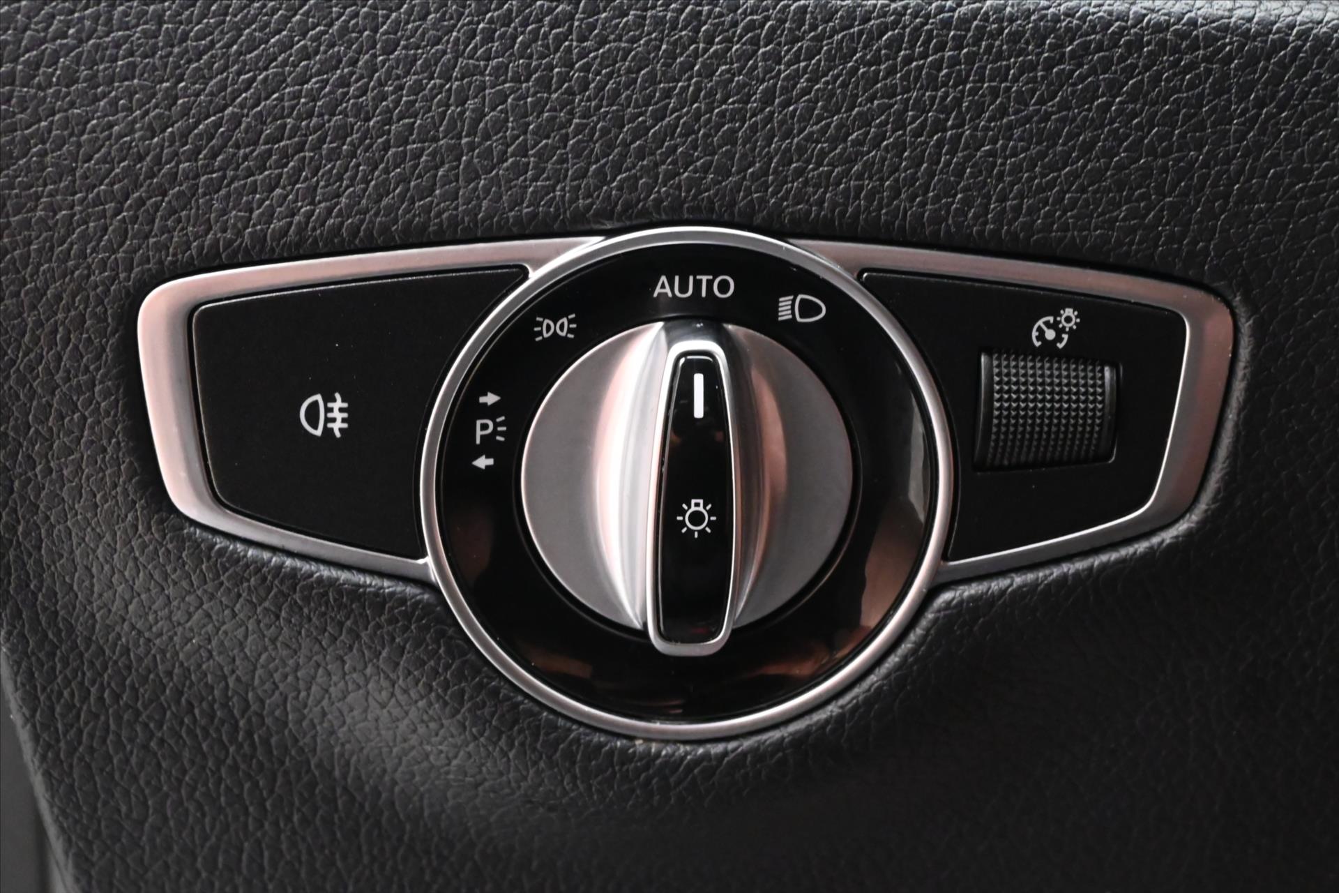 Hlavní fotografie vozu Mercedes-Benz Třídy E 2,0 220d 143 kW Business 9G-Tronic Záruka až 5 let (27)