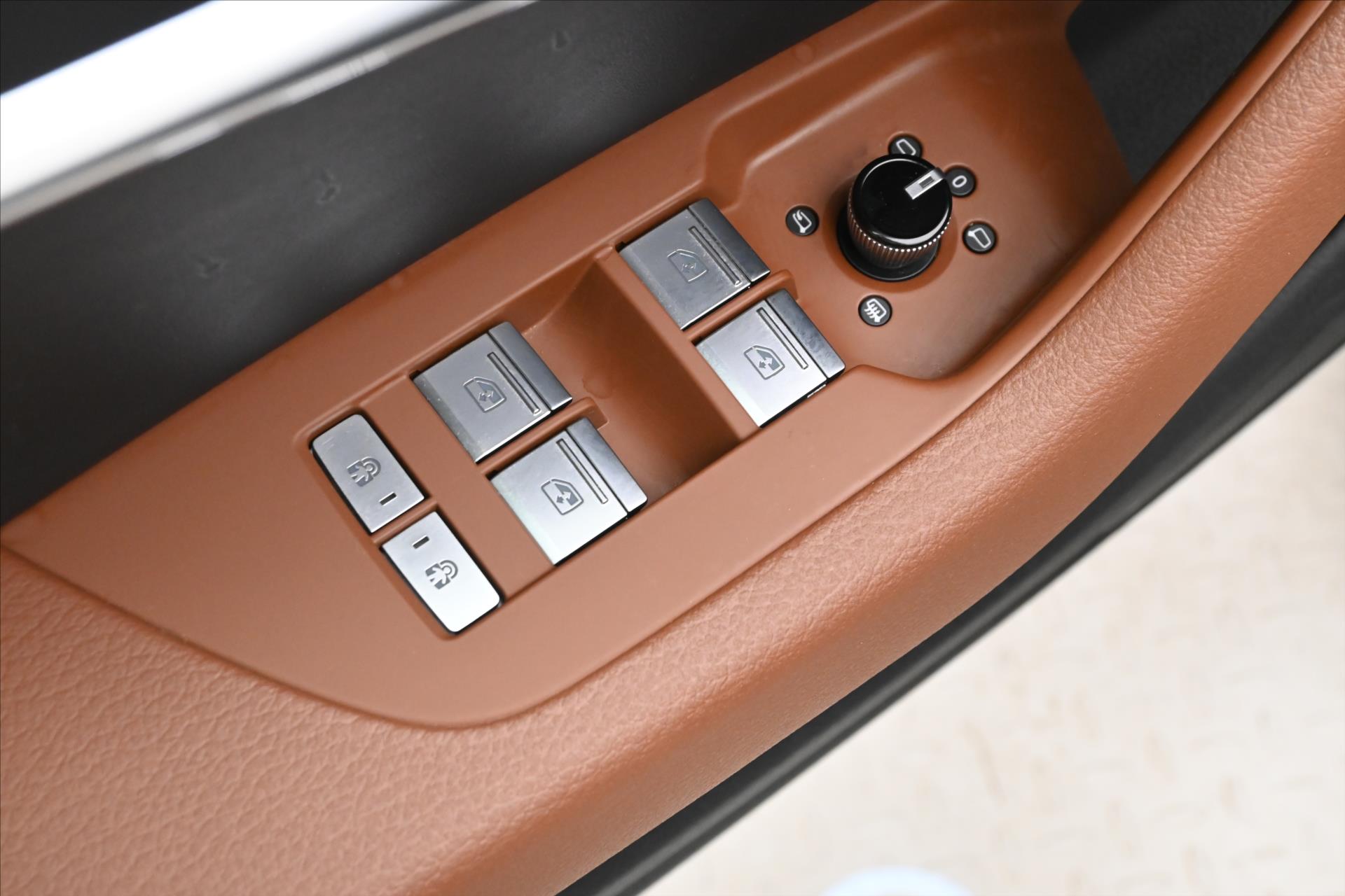Hlavní fotografie vozu Audi A6 2,0 40 TDI 150kW 4x4 S-Tronic Záruka až 5 let (26)