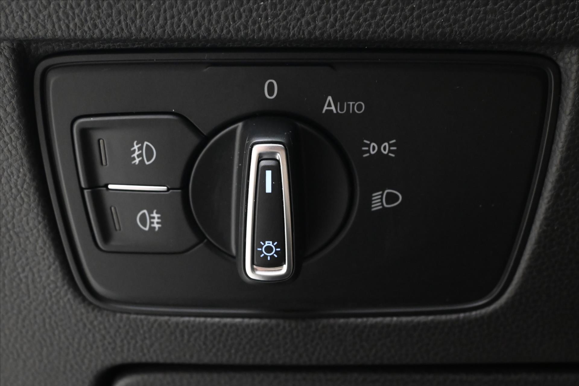 Main photo of the car Volkswagen Passat 2.0 TDI 110kW DSG Business Warranty up to 5 years (27)