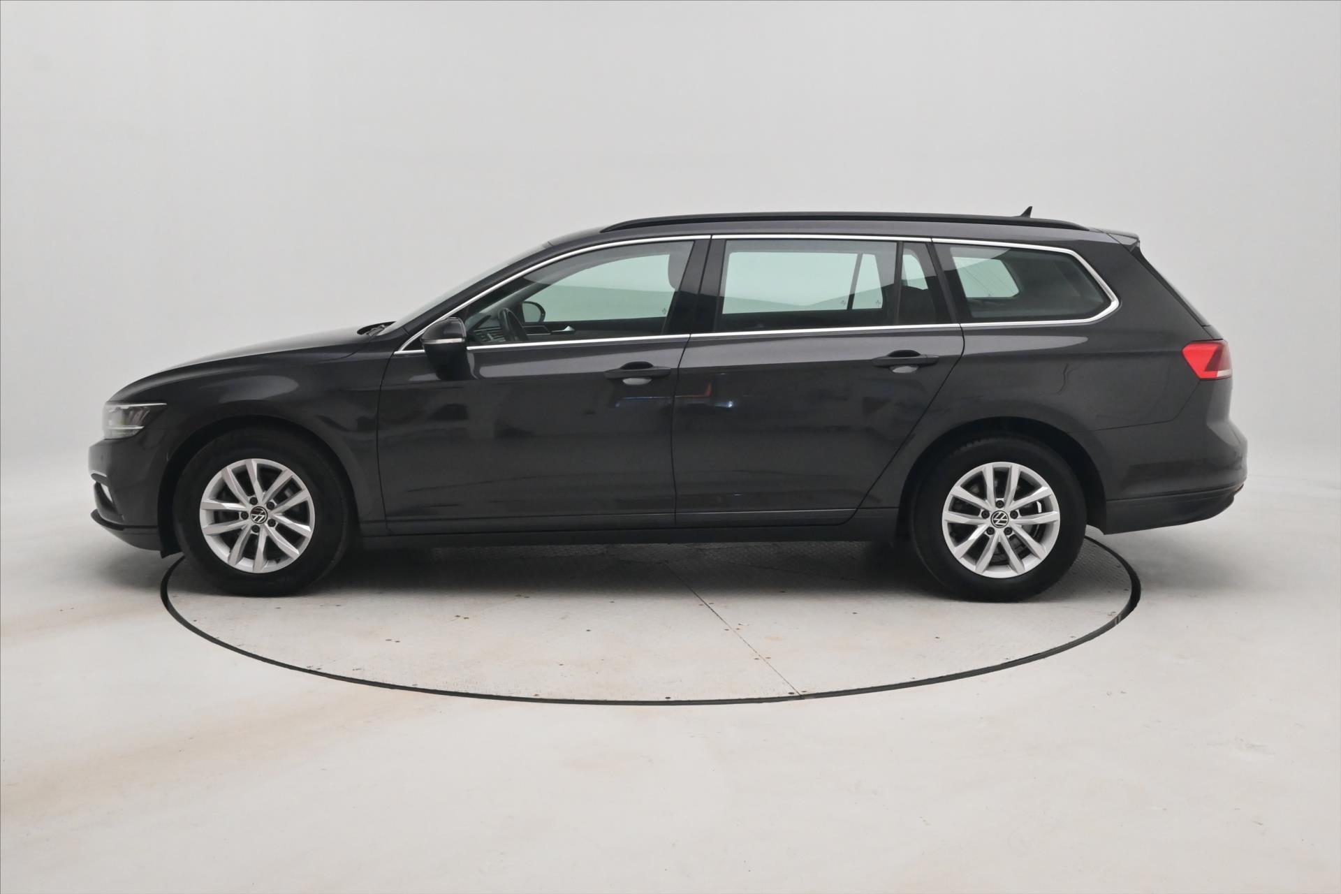 Hlavní fotografie vozu Volkswagen Passat 2,0 TDI 110kW DSG Business Záruka až 5 let (8)