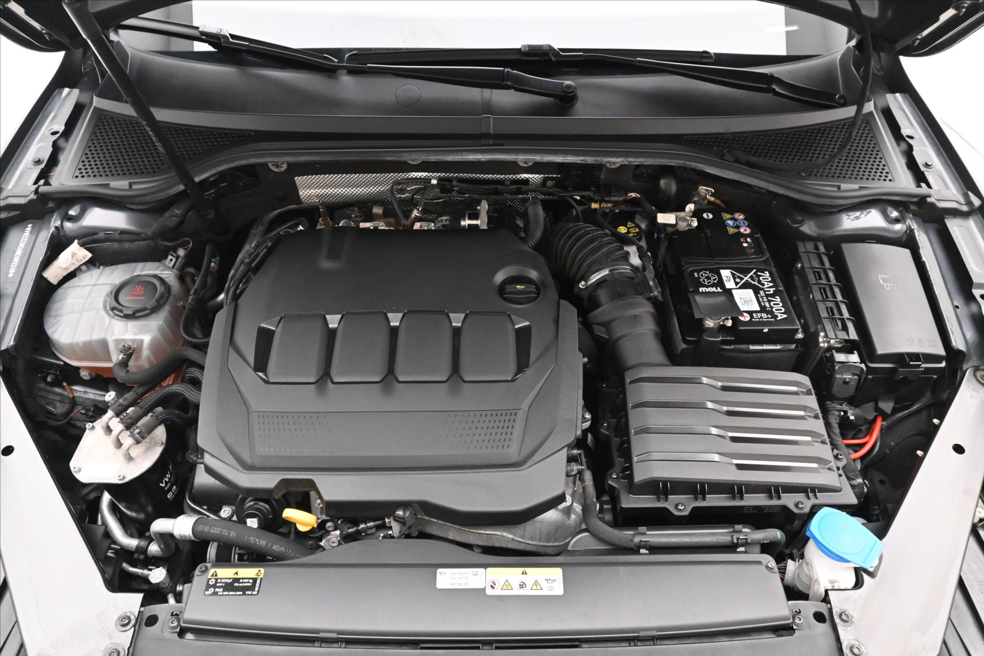 Main photo of the car Volkswagen Passat 2.0 TDI 110kW DSG Business Warranty up to 5 years (9)