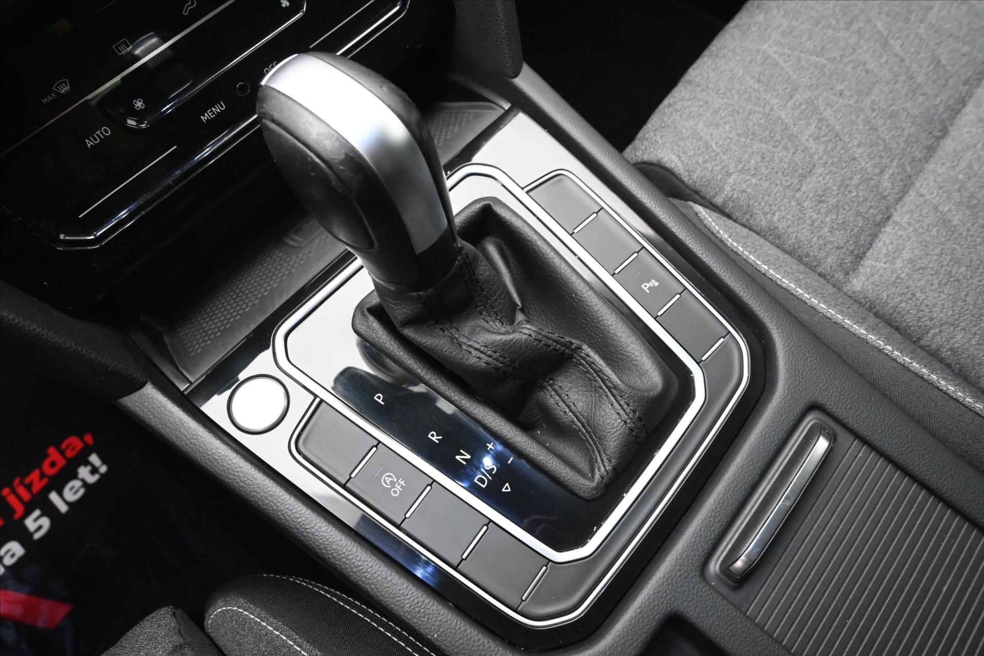 Hlavní fotografie vozu Volkswagen Passat 2,0 TDI 110 KW DSG Business Záruka až 5 let (23)