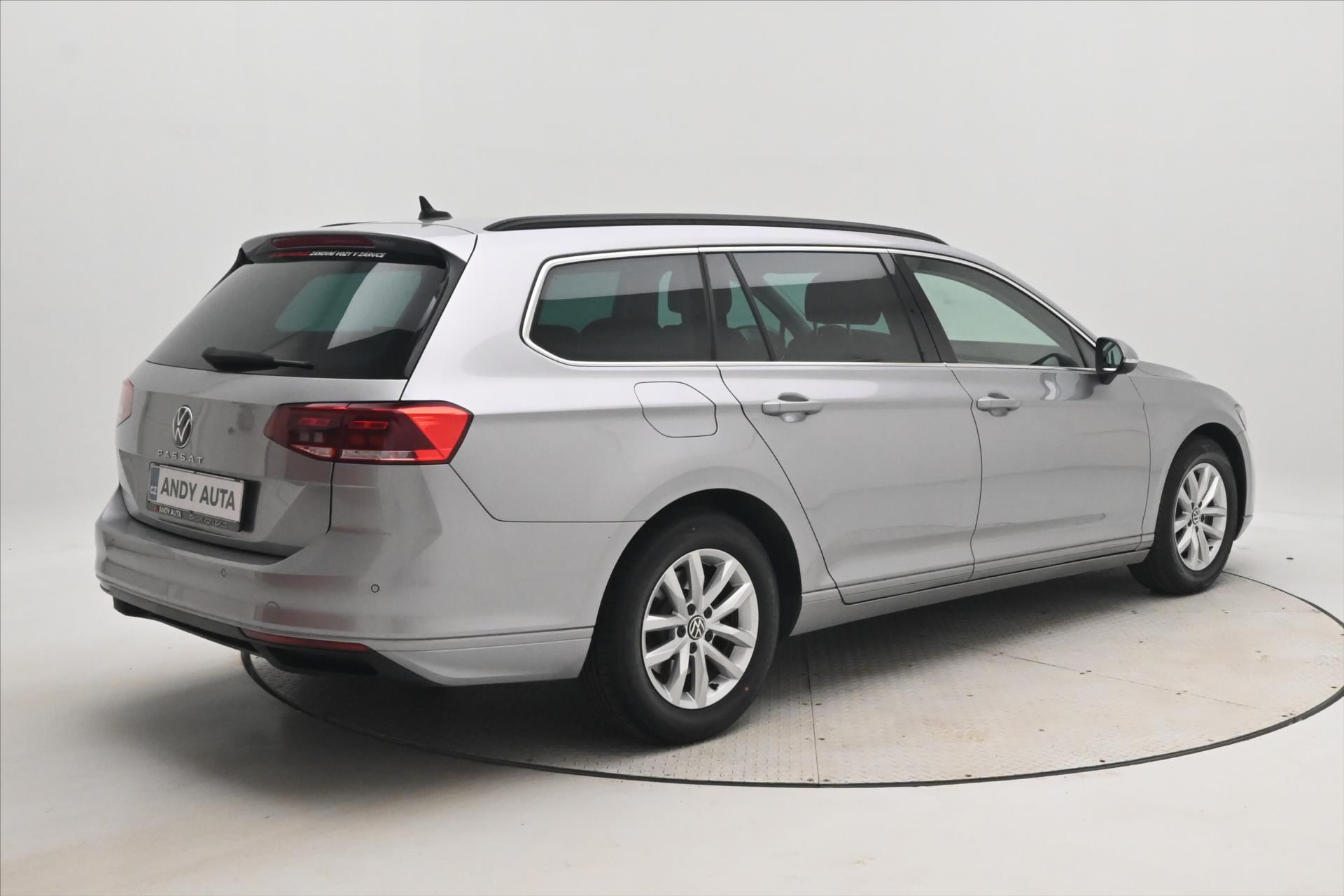 Hlavní fotografie vozu Volkswagen Passat 2,0 TDI 110 KW DSG Business Záruka až 5 let (5)