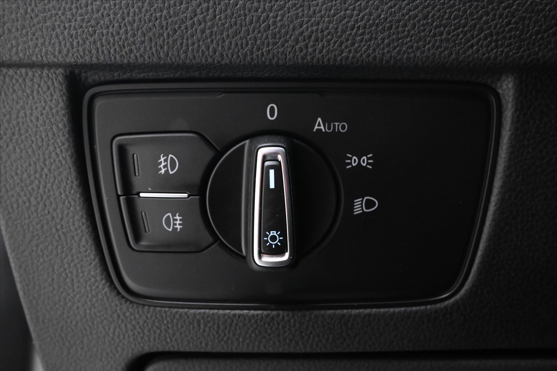 Main photo of the car Volkswagen Passat 2.0 TDI 110KW DSG BUSINESS Warranty up to 5 years (27)