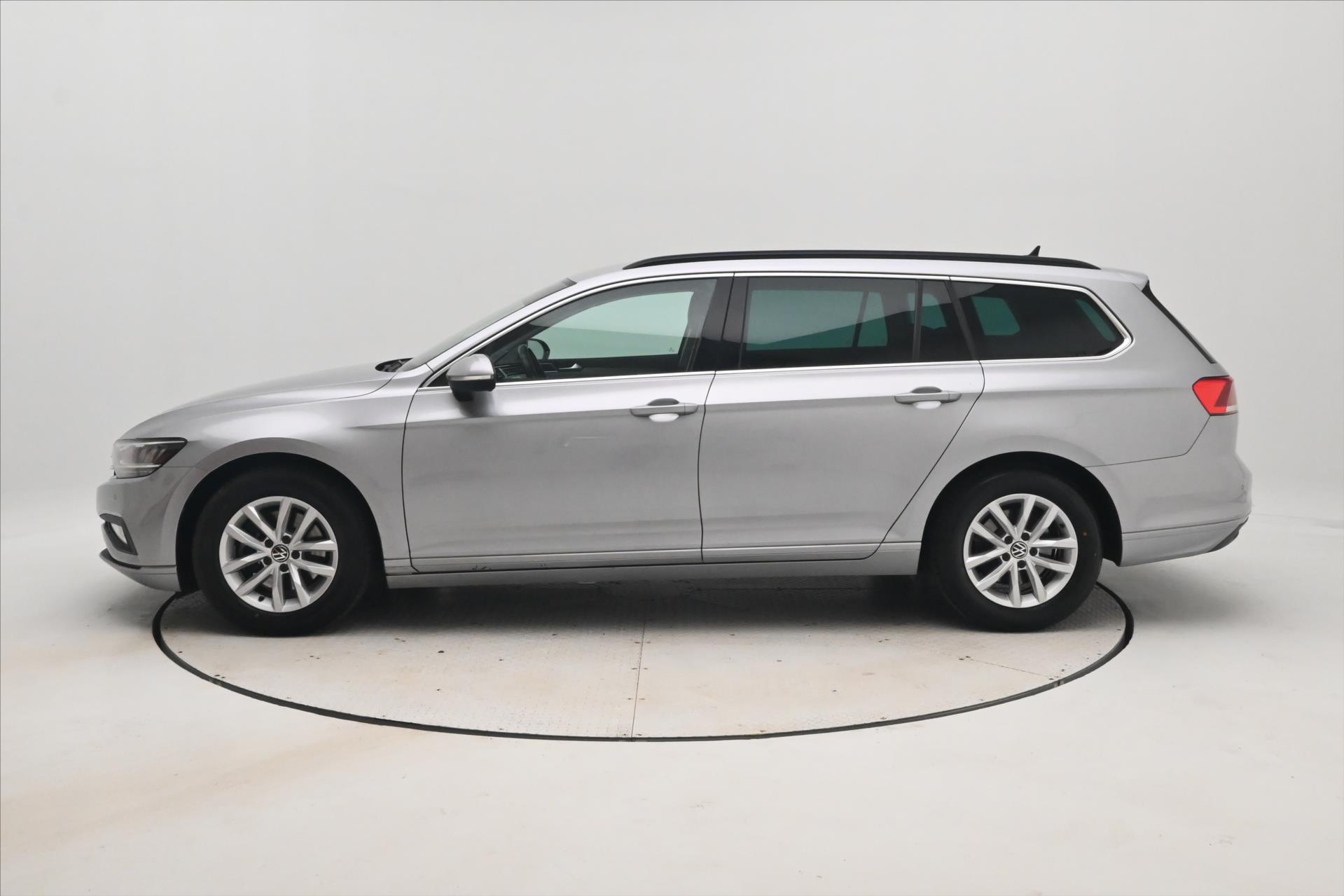 Main photo of the car Volkswagen Passat 2.0 TDI 110KW DSG BUSINESS Warranty up to 5 years (8)
