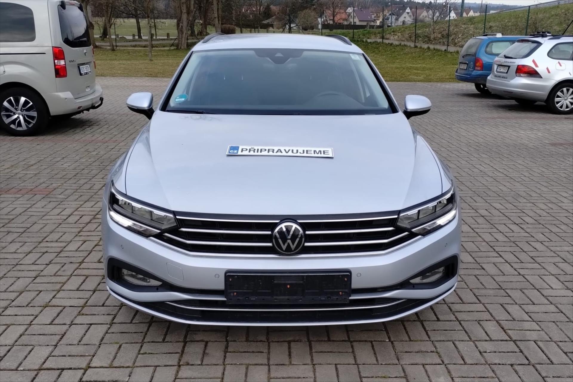 Volkswagen Passat 2,0 TDI 110 kW DSG BUSINESS VŮZ PŘIPRAVUJEME K PRODEJI