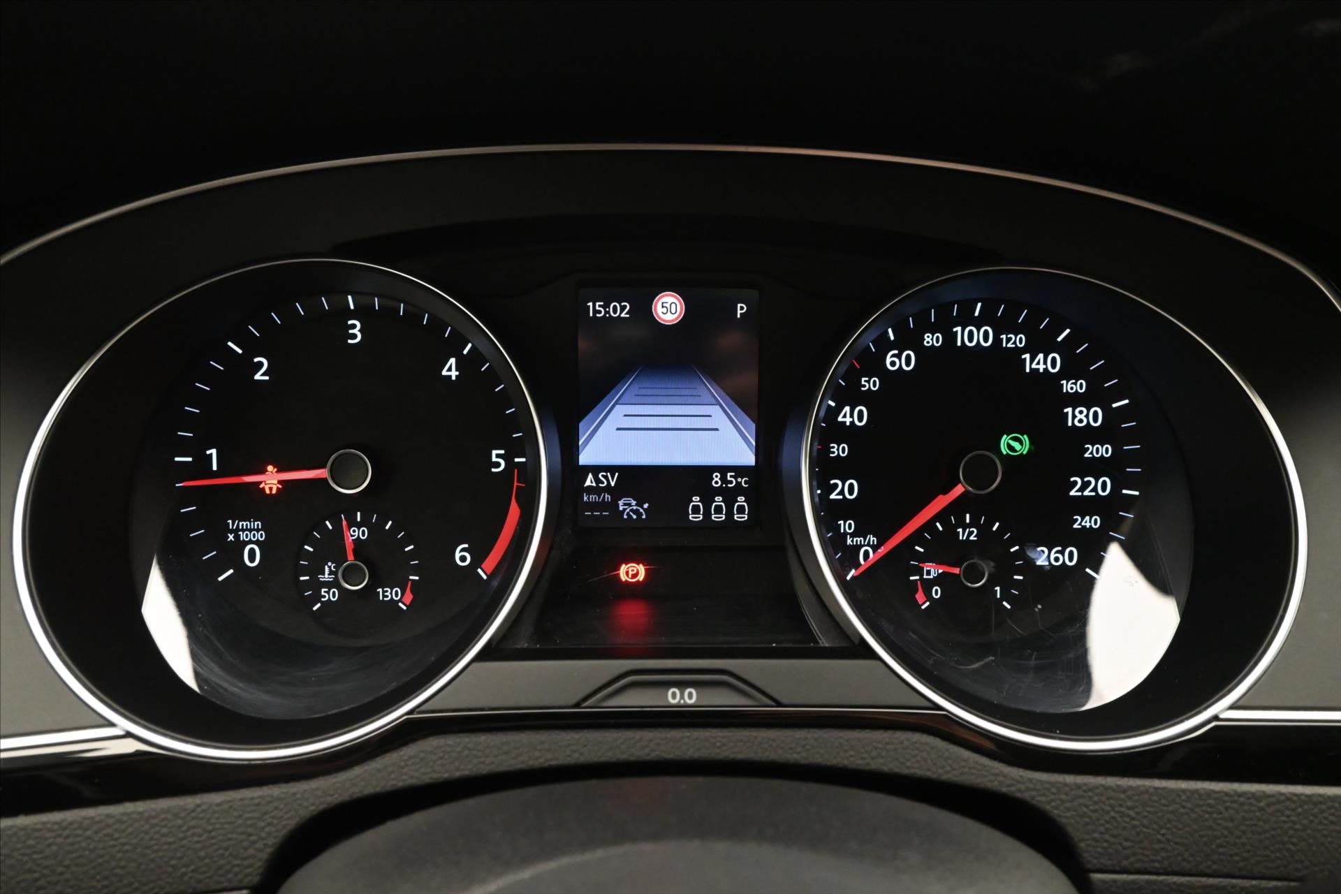 Hlavní fotografie vozu Volkswagen Passat 2,0 TDI 110 kW DSG Business Záruka až 5 let (16)