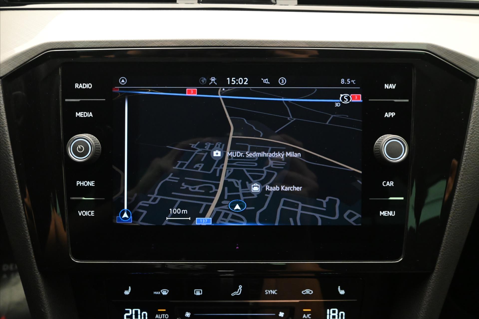 Hlavní fotografie vozu Volkswagen Passat 2,0 TDI 110 kW DSG Business Záruka až 5 let (20)