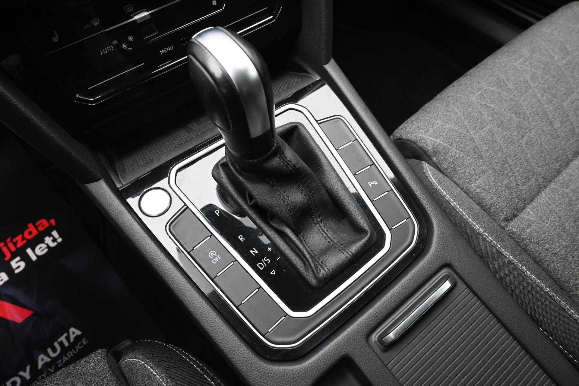 Hlavní fotografie vozu Volkswagen Passat 2,0 TDI 110 kW DSG Business Záruka až 5 let (23)