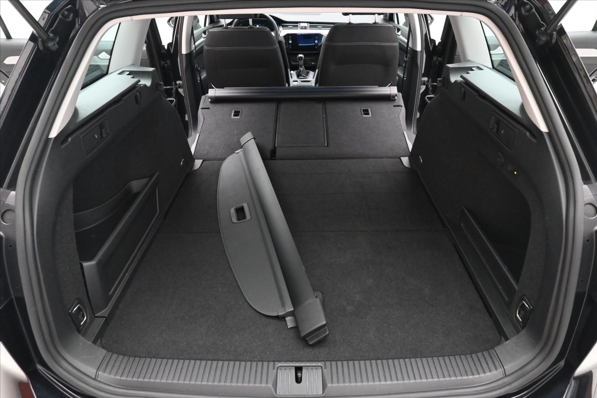 Hlavní fotografie vozu Volkswagen Passat 2,0 TDI 110KW Business Záruka až 5 let (11)