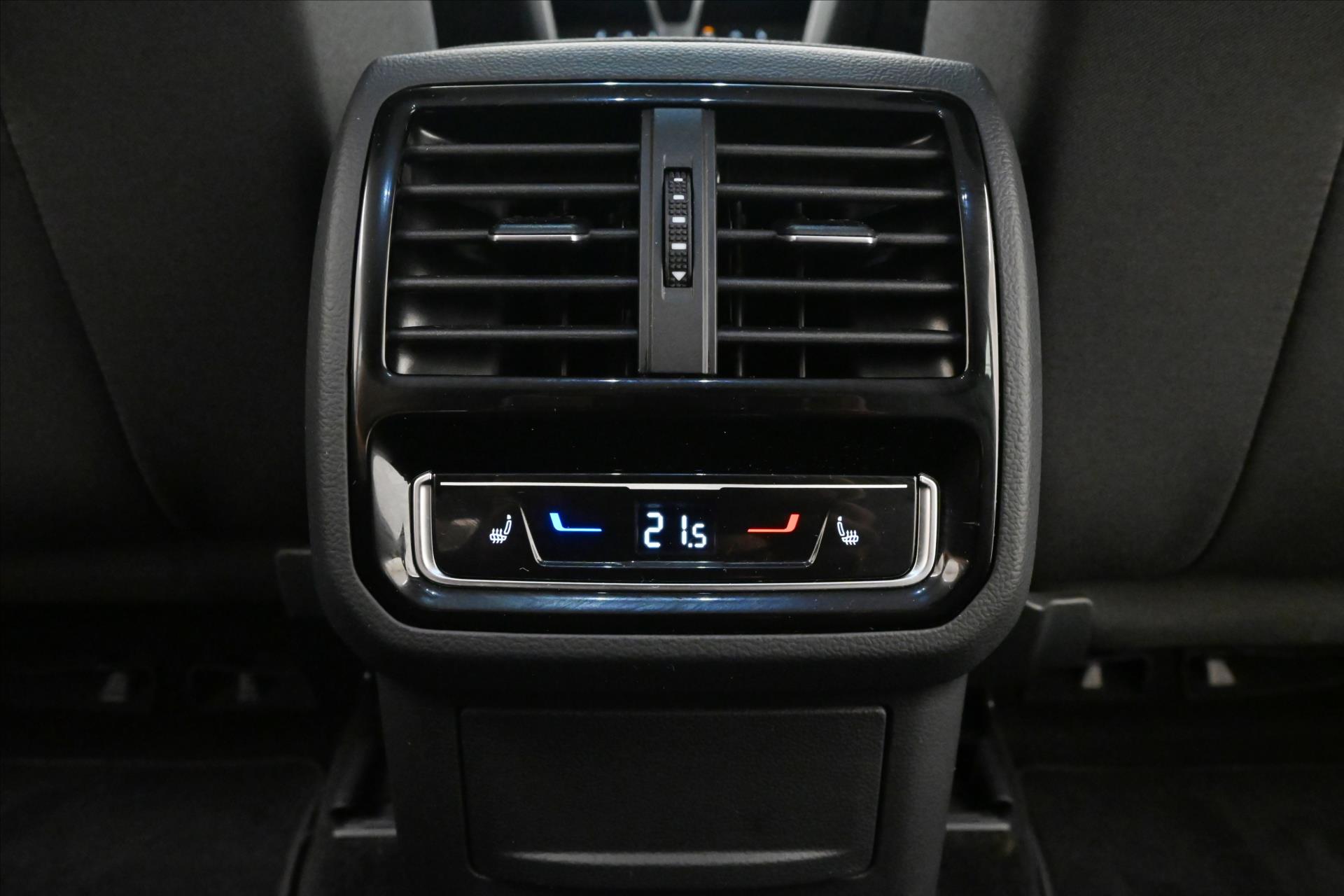 Hlavní fotografie vozu Volkswagen Passat 2,0 TDI 110KW Business Záruka až 5 let (22)