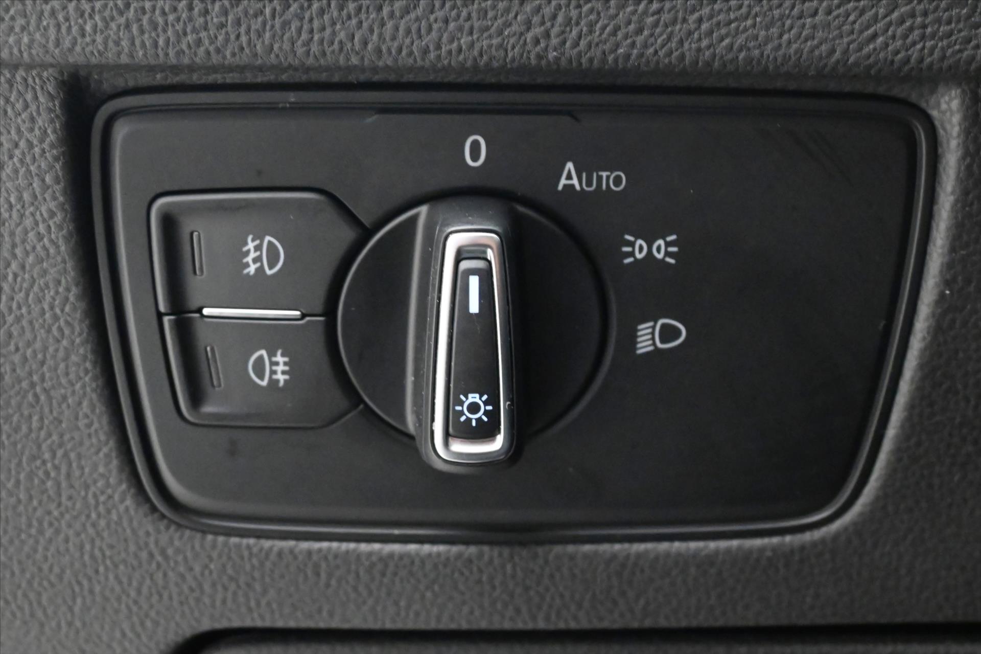 Hlavní fotografie vozu Volkswagen Passat 2,0 TDI 110KW Business Záruka až 5 let (27)