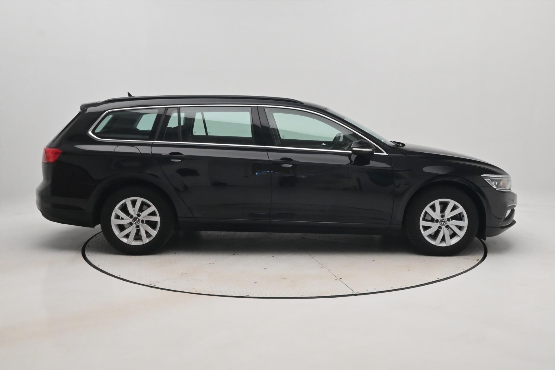 Hlavní fotografie vozu Volkswagen Passat 2,0 TDI 110KW Business Záruka až 5 let (4)