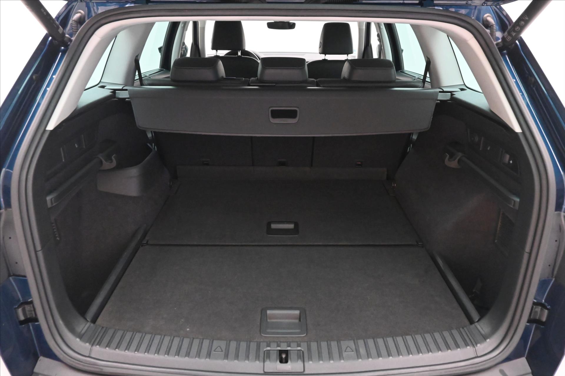 Hlavní fotografie vozu Škoda Kodiaq 2,0 TDI 147kW DSG 4x4 Style Záruka až 5 let (10)
