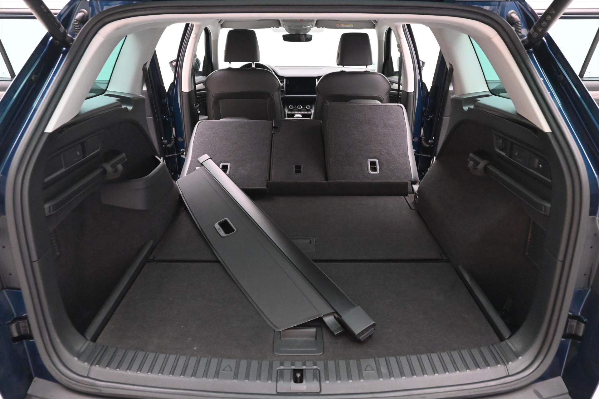 Hlavní fotografie vozu Škoda Kodiaq 2,0 TDI 147kW DSG 4x4 Style Záruka až 5 let (11)