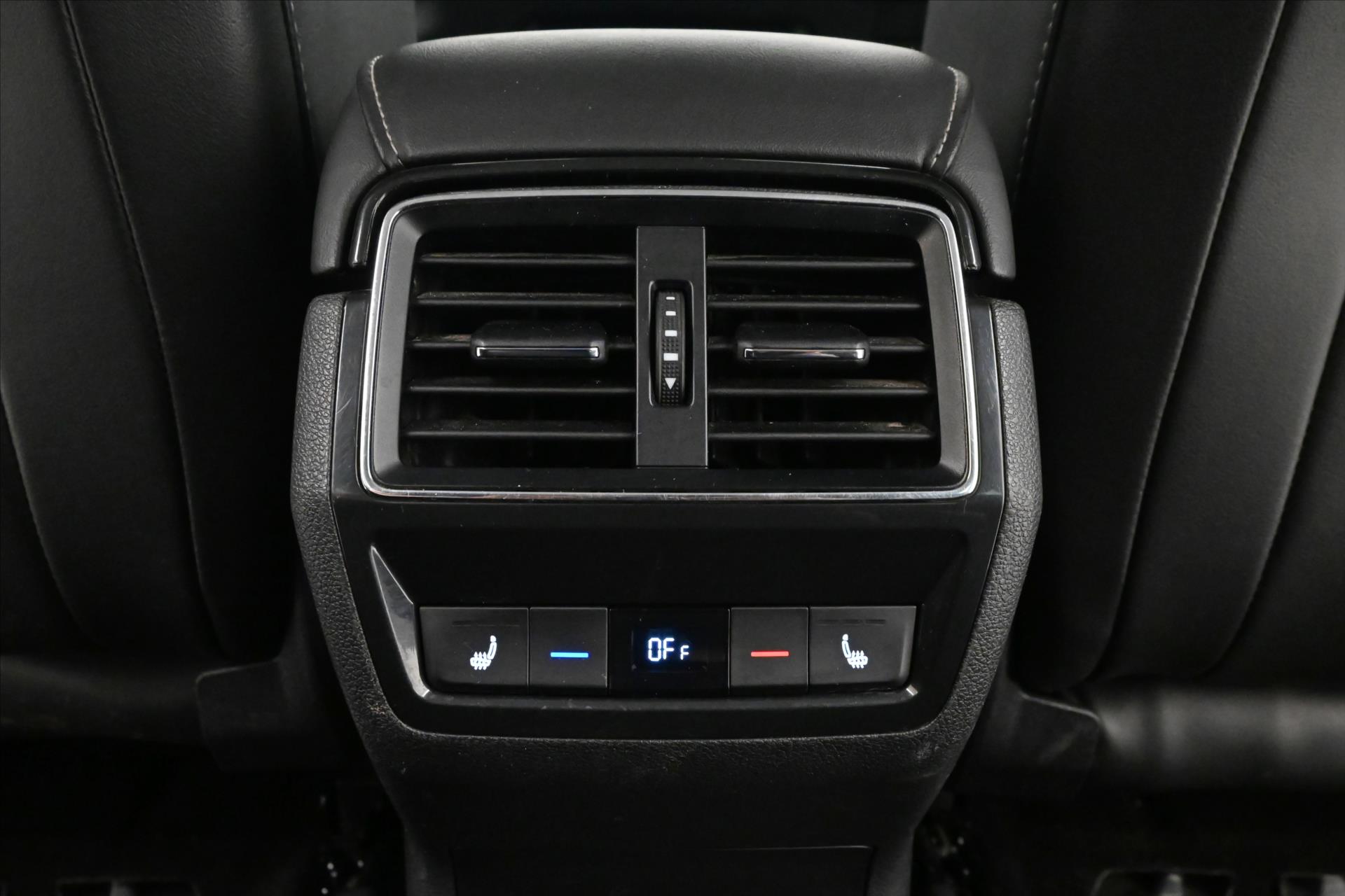 Hlavní fotografie vozu Škoda Kodiaq 2,0 TDI 147kW DSG 4x4 Style Záruka až 5 let (22)