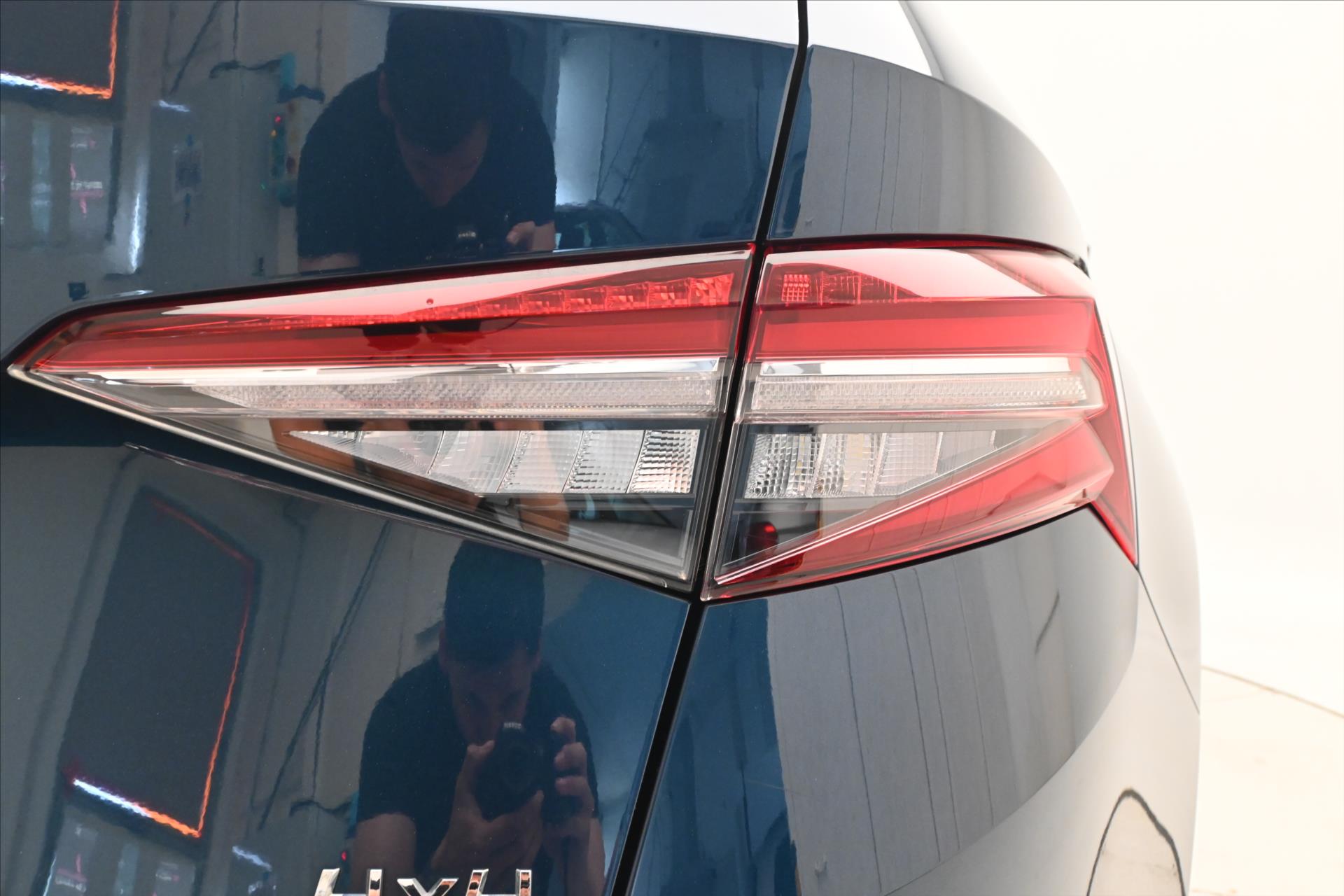 Hlavní fotografie vozu Škoda Kodiaq 2,0 TDI 147kW DSG 4x4 Style Záruka až 5 let (32)