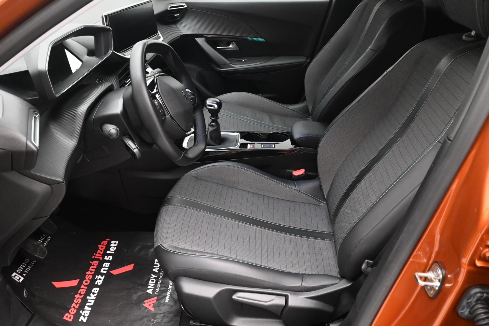 Main photo of the car Peugeot 2008 1,5 BlueHDi 81 kW Allure Záruka až 5 let (14)