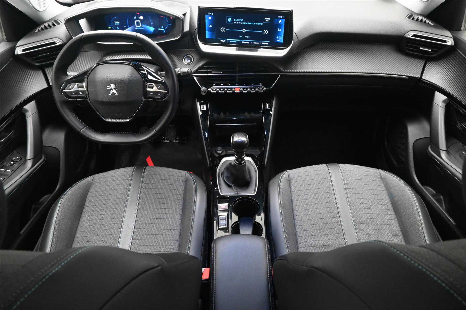 Main photo of the car Peugeot 2008 1,5 BlueHDi 81 kW Allure Záruka až 5 let (16)